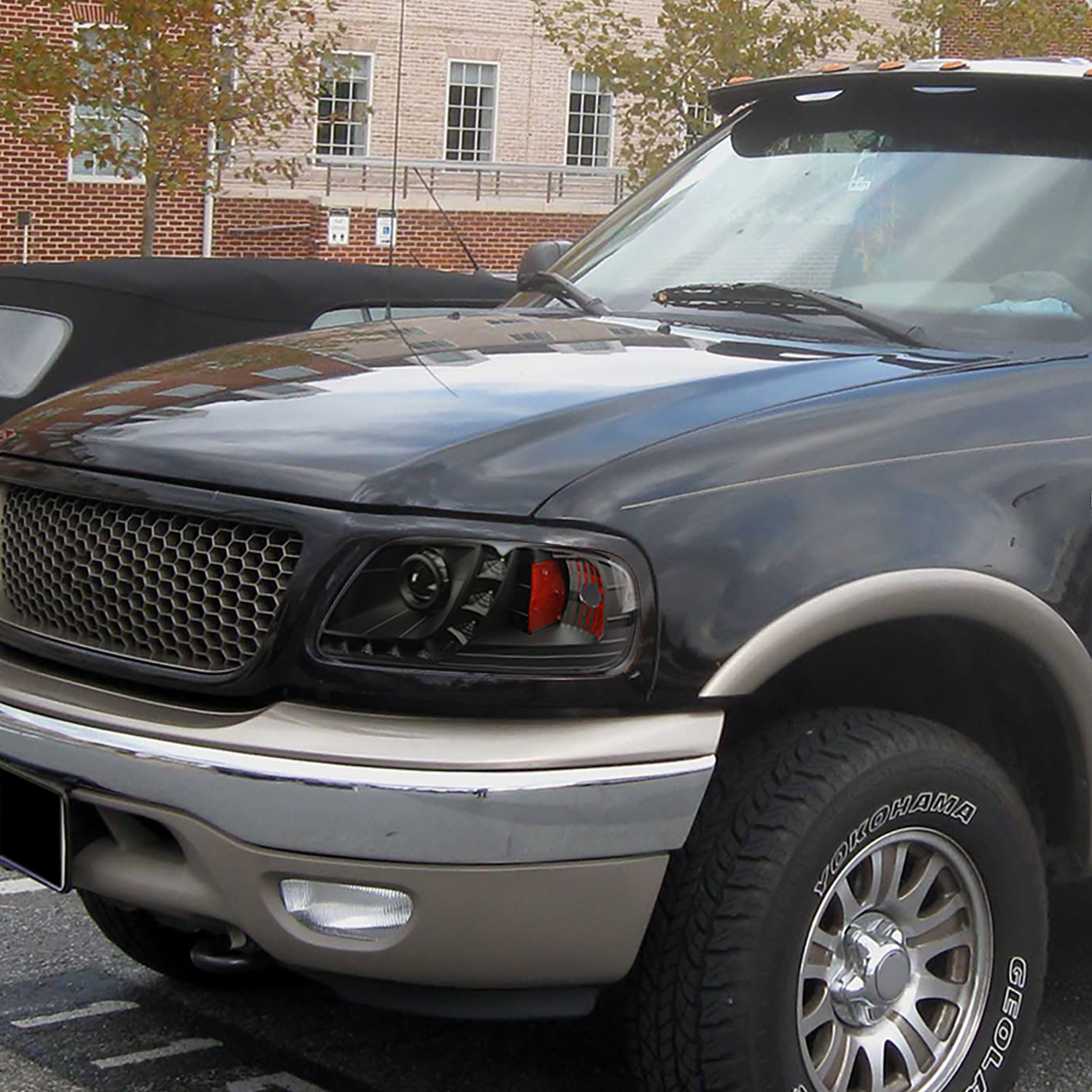 1997-2004 Ford F-150 / 1997-2002 Expedition Projector Headlights LED Light Black