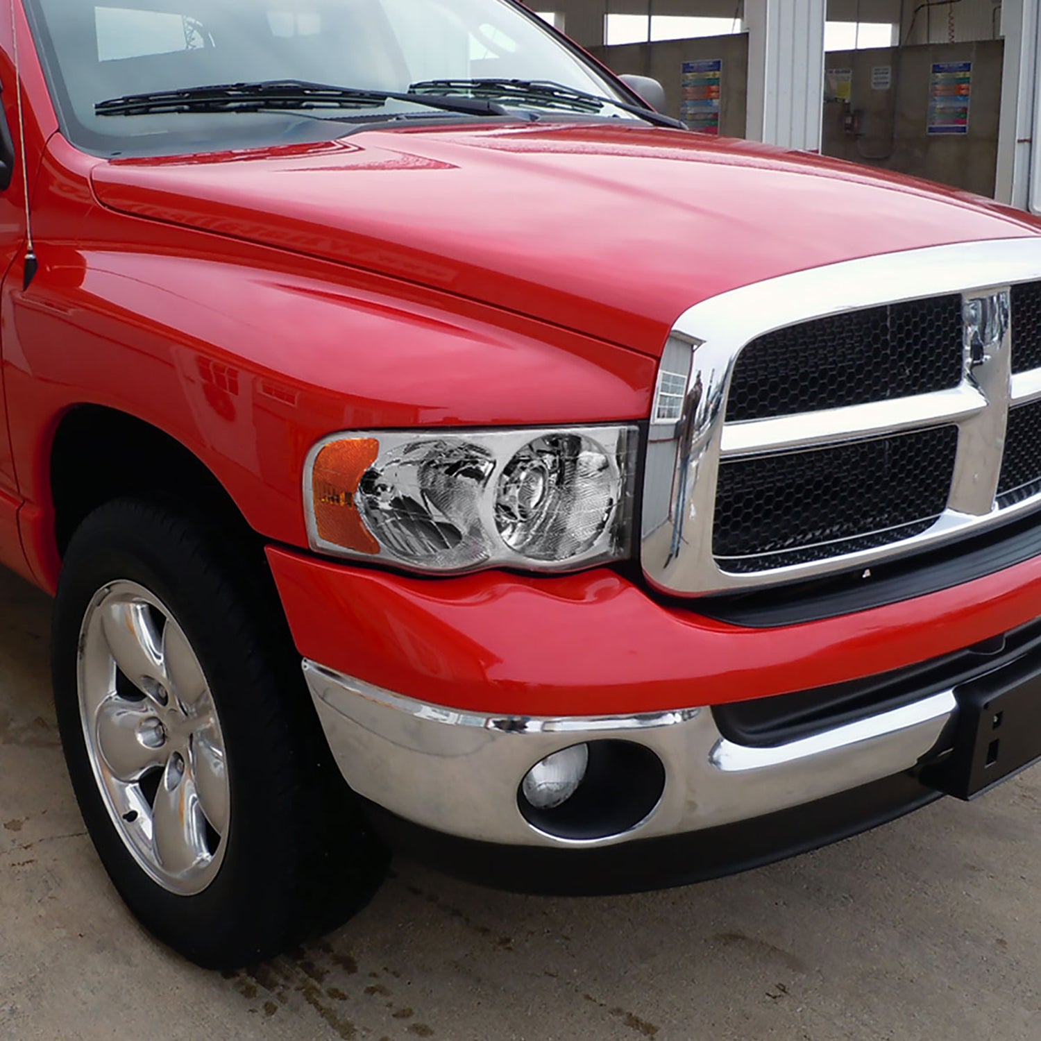 2002-2005 Dodge RAM 1500/ RAM 2500 3500 Headlights Amber Reflectors Chrome