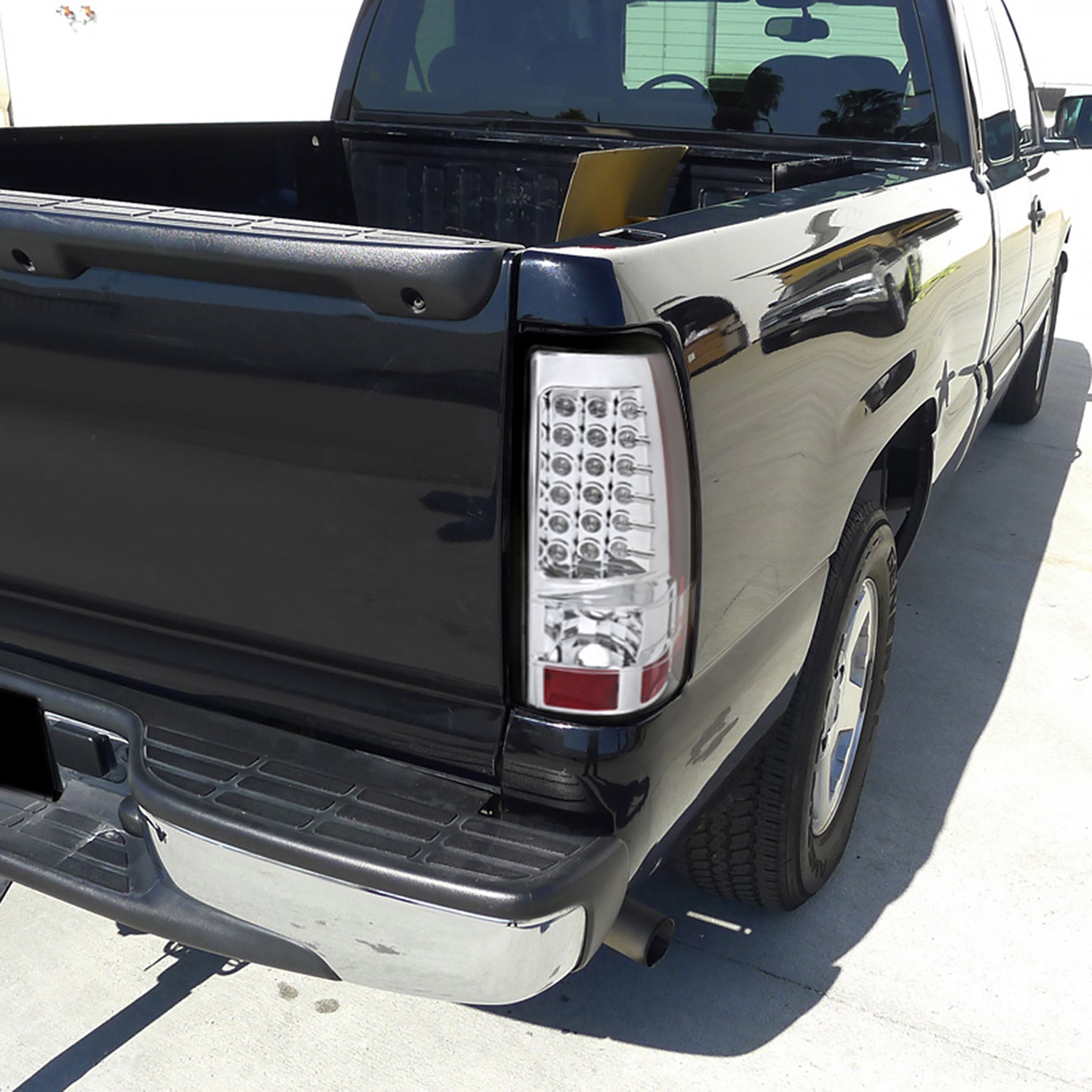 1999-2002 Chevy Silverado/ 1999-2006 GMC Sierra LED Tail Lights Chrome/Clear