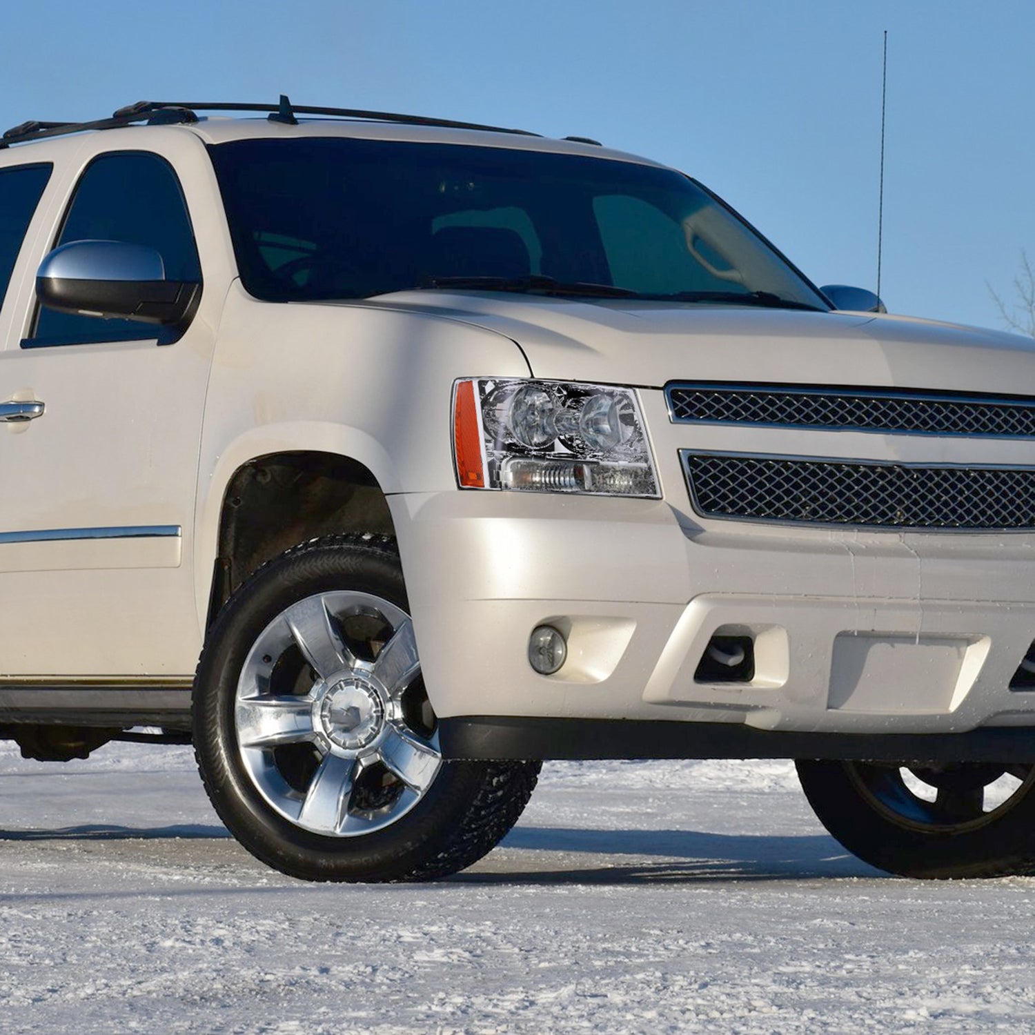 2007-2014 Chevy Avalanche/Tahoe/Suburban Factory Style Headlights Chrome/Clear