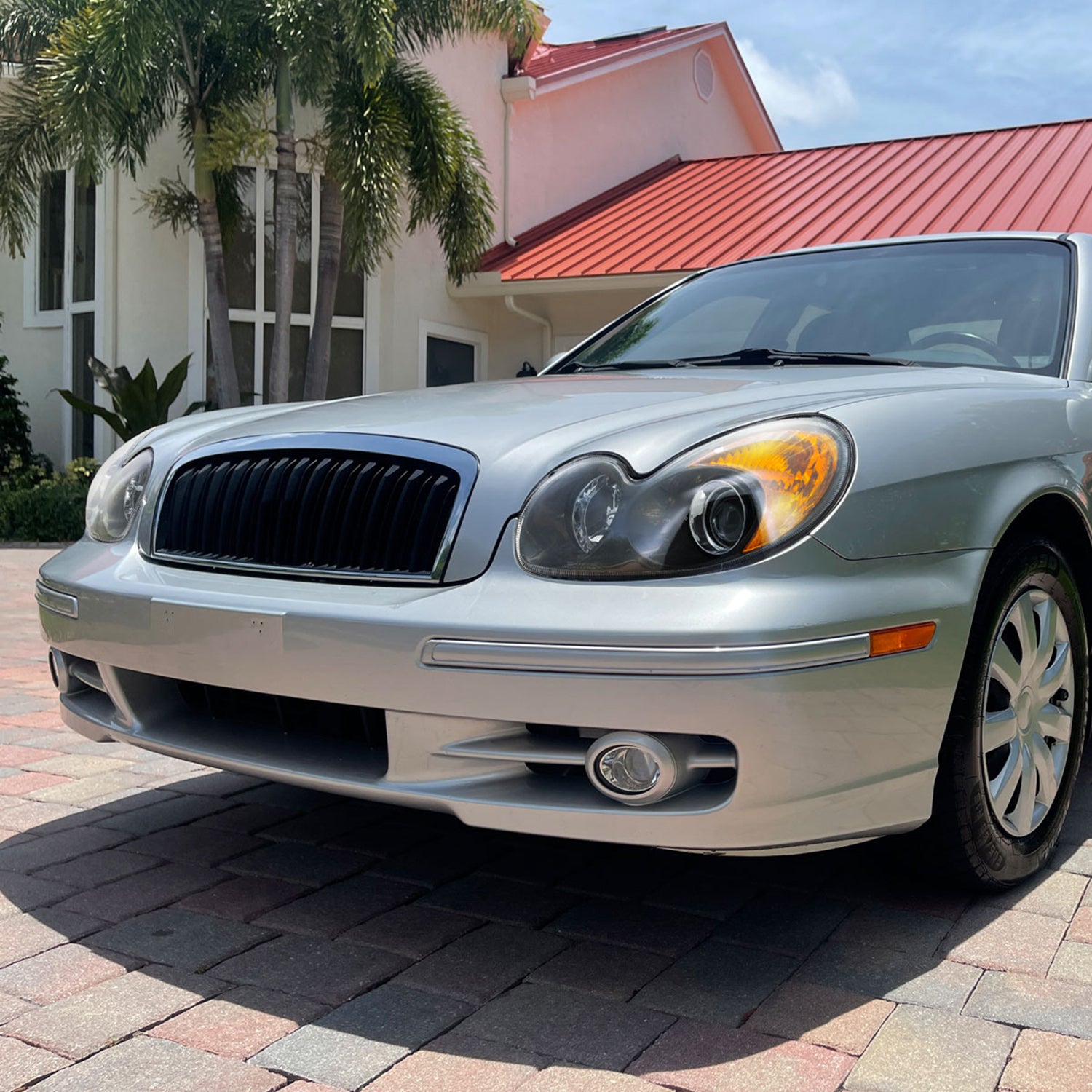 2002-2005 Hyundai Sonata Projector Headlights Matte Black Housing/Clear Lens