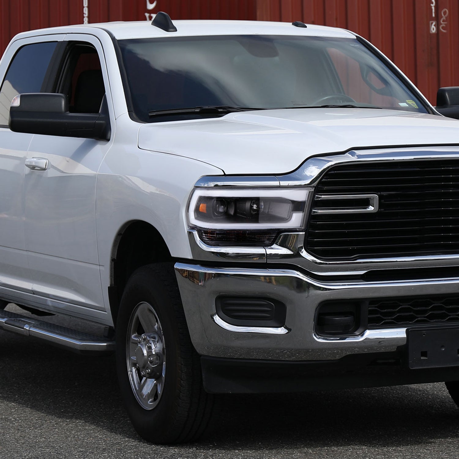 2019-2024 Dodge RAM 2500/3500/4500/5500 LED Tube Projector Headlights Black