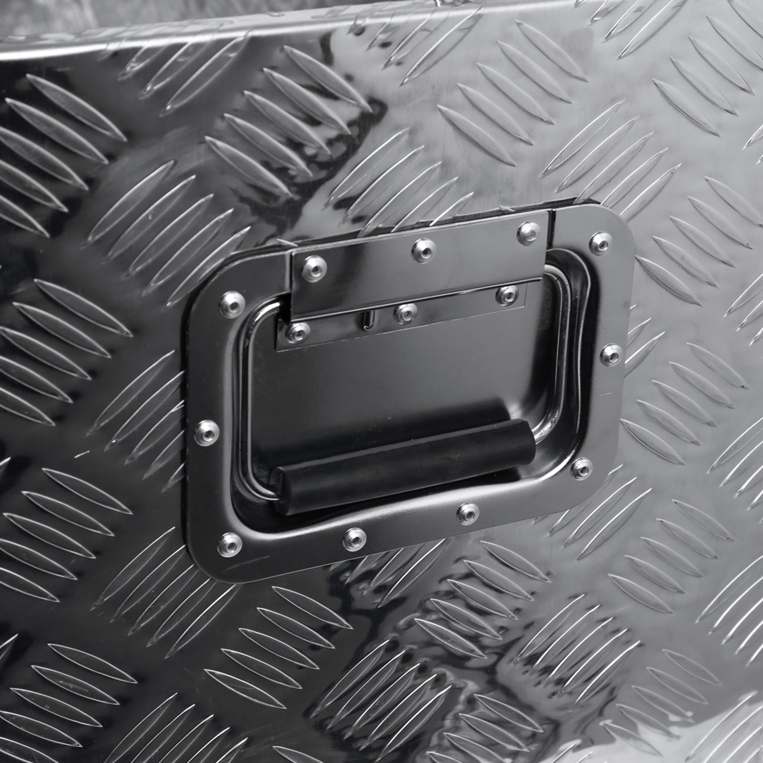 Universal 44" Heavy Duty Silver Alu Truck Tool Box w/ Side Handles Lock & Keys