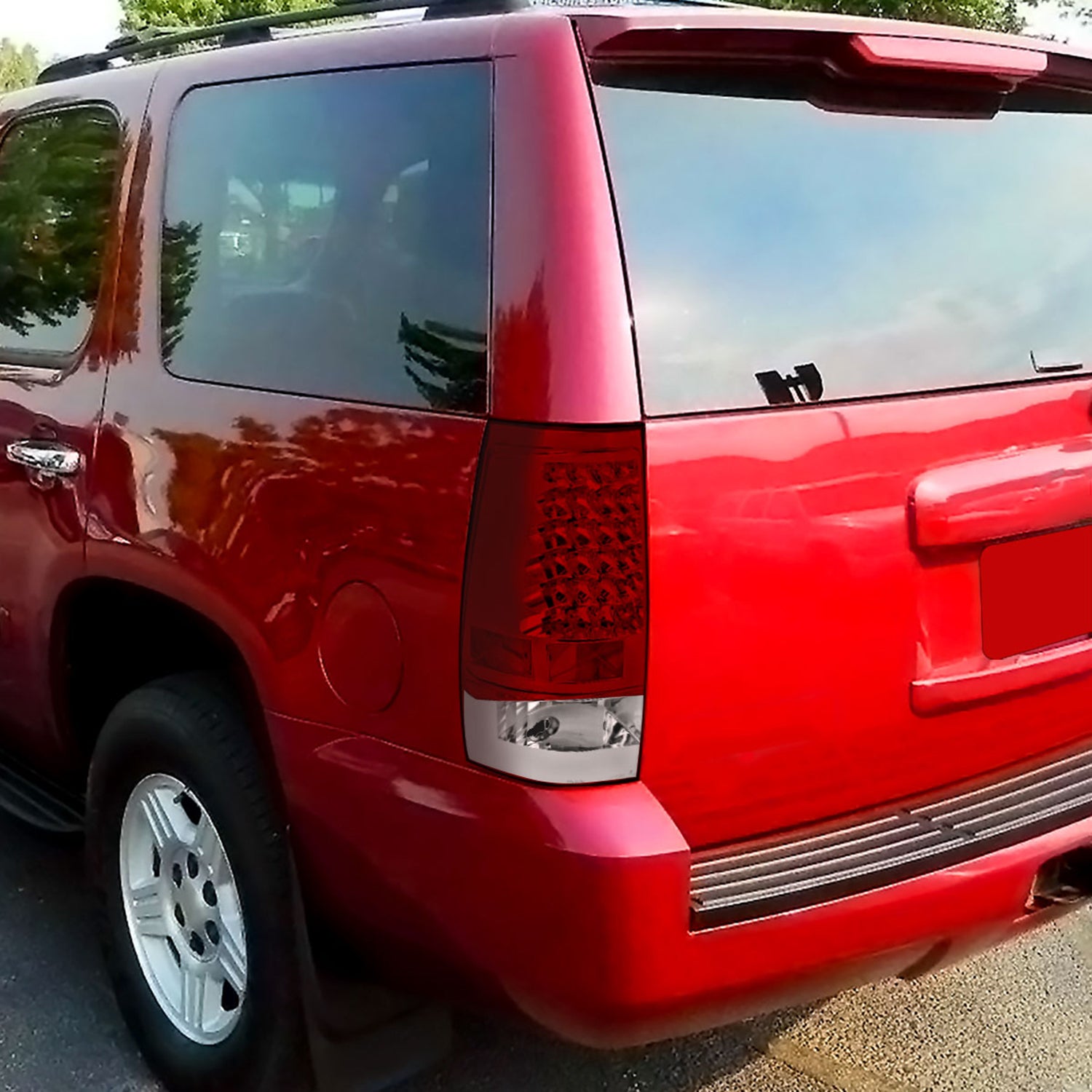 2007-2014 Chevy Tahoe/Suburban LED Tail Lights Chrome Housing/Red Clear Lens