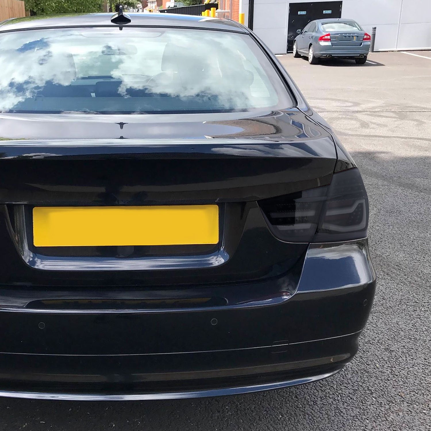 2009-2011 BMW E90 3-Series 4Dr Sedan Red LED Tail Light Glossy Black/Clear