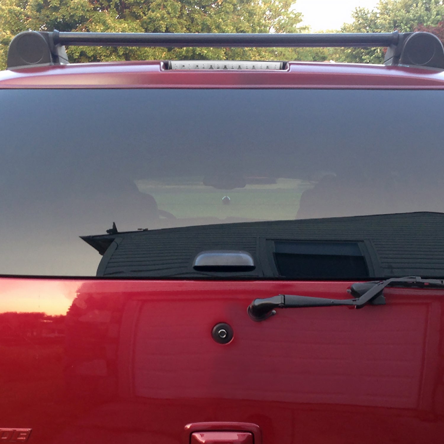 2000-2006 Chevy Suburban/Tahoe/Yukon/Yukon XL LED 3rd Brake Light Chrome/Clear