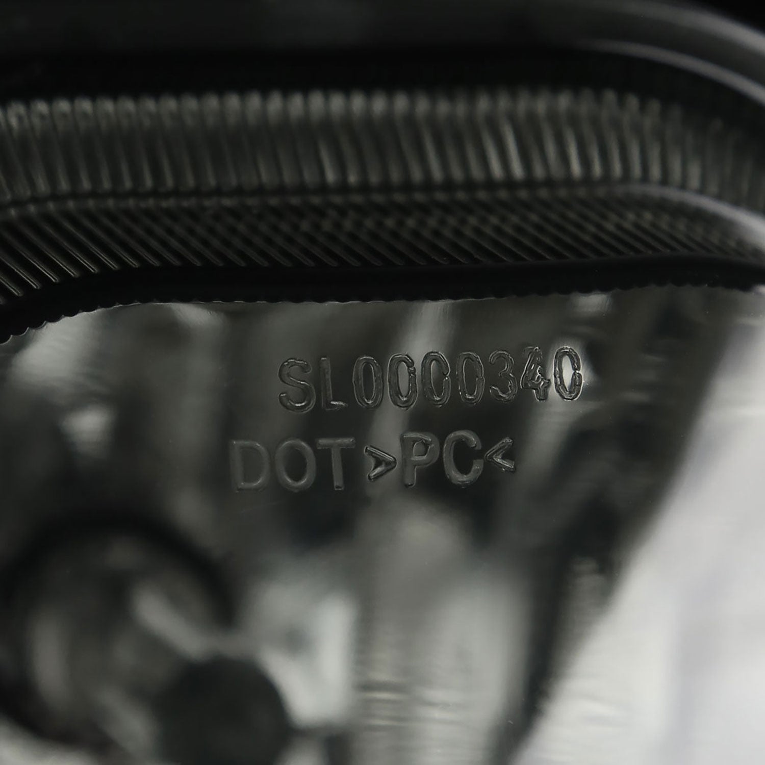 1999-2004 Ford F-250/F-350/Excursion H10 Fog Lights Chrome/Smoke Lens