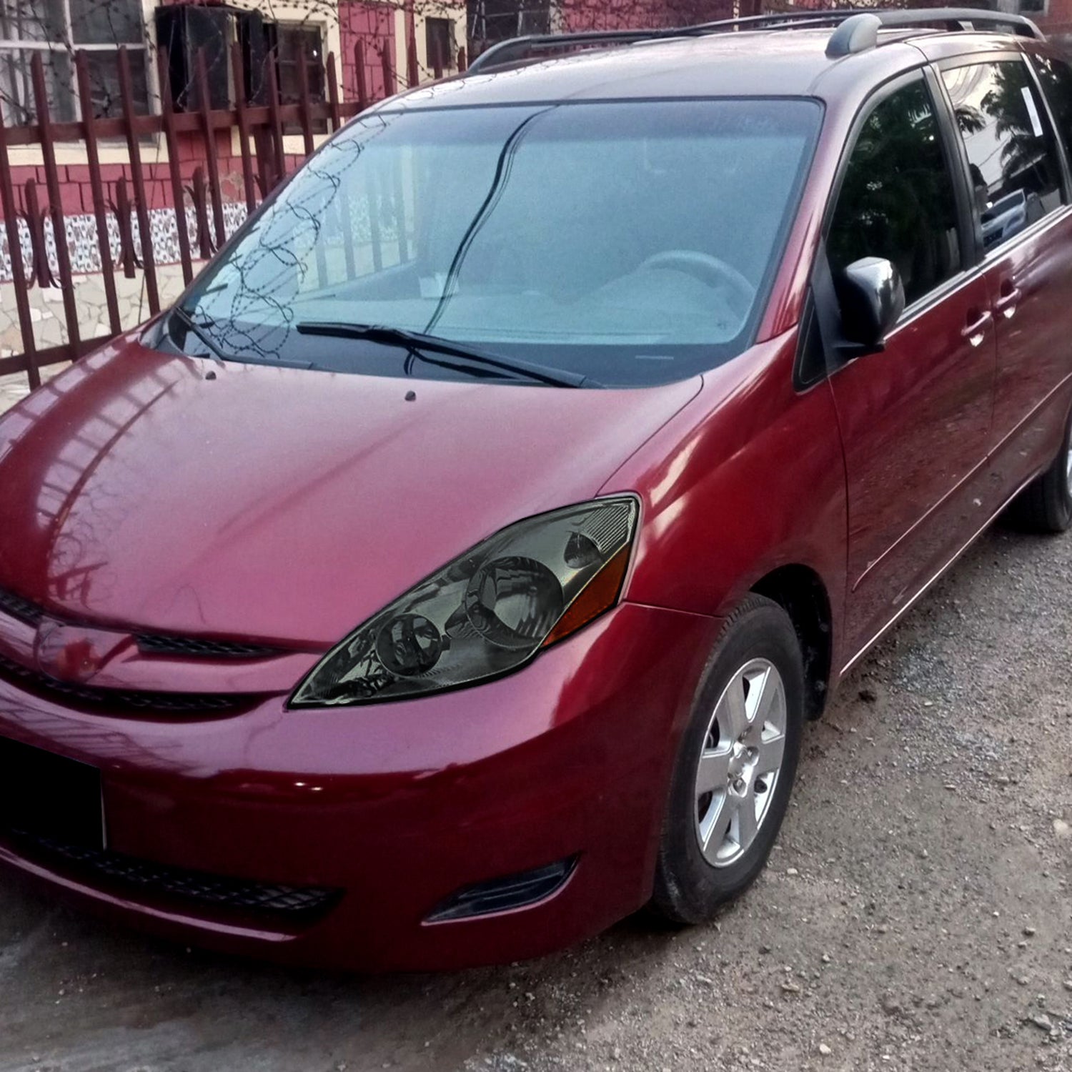 2006-2010 Toyota Sienna Factory Headlights w/Amber Reflector Chrome/Smoke