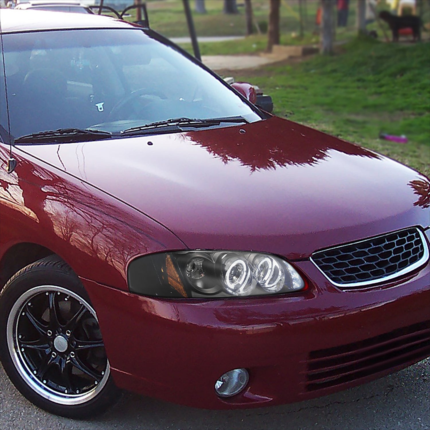 2000-2003 Nissan Sentra Dual Halo Projector Headlights Matte Black/Clear Lens