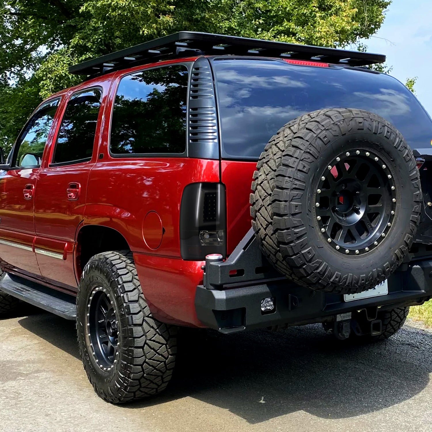 2000-2006 Chevy Suburban/Tahoe/Yukon/XL LED Tail Lights Glossy Black/Smoke