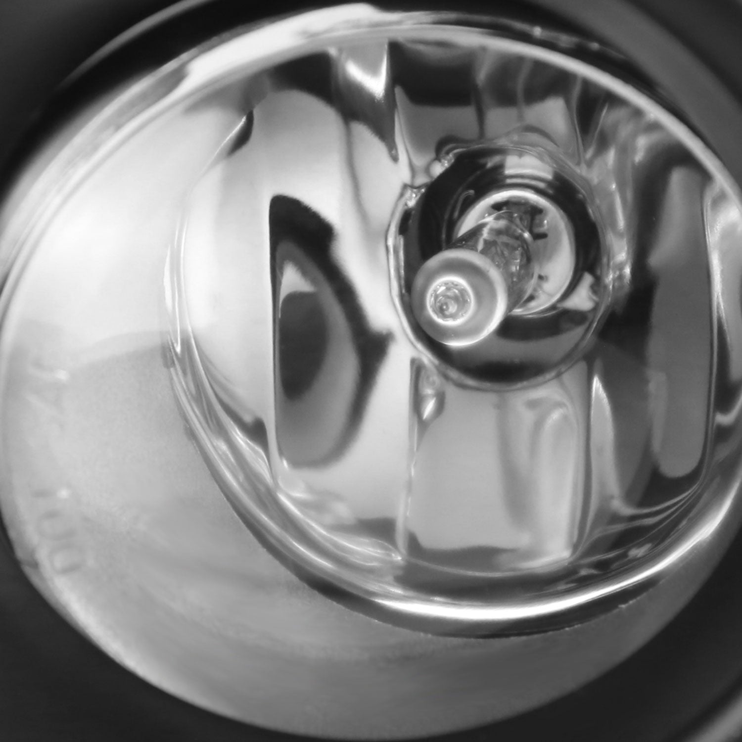 2008-2011 Toyota Highlander 12V/55W H11 Fog Lights Kit Chrome/Clear Lens