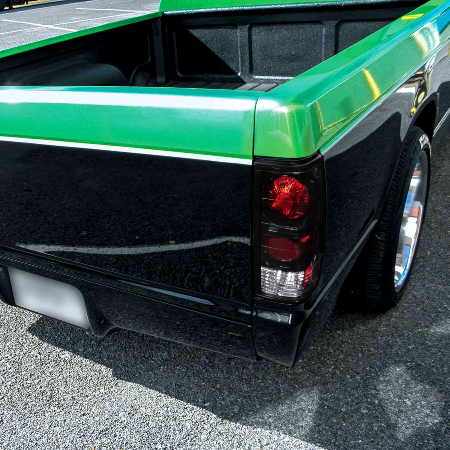 1982-1994 Chevy S10/Blazer GMC S15/Sonoma Tail Lights Matte Black/Clear Lens