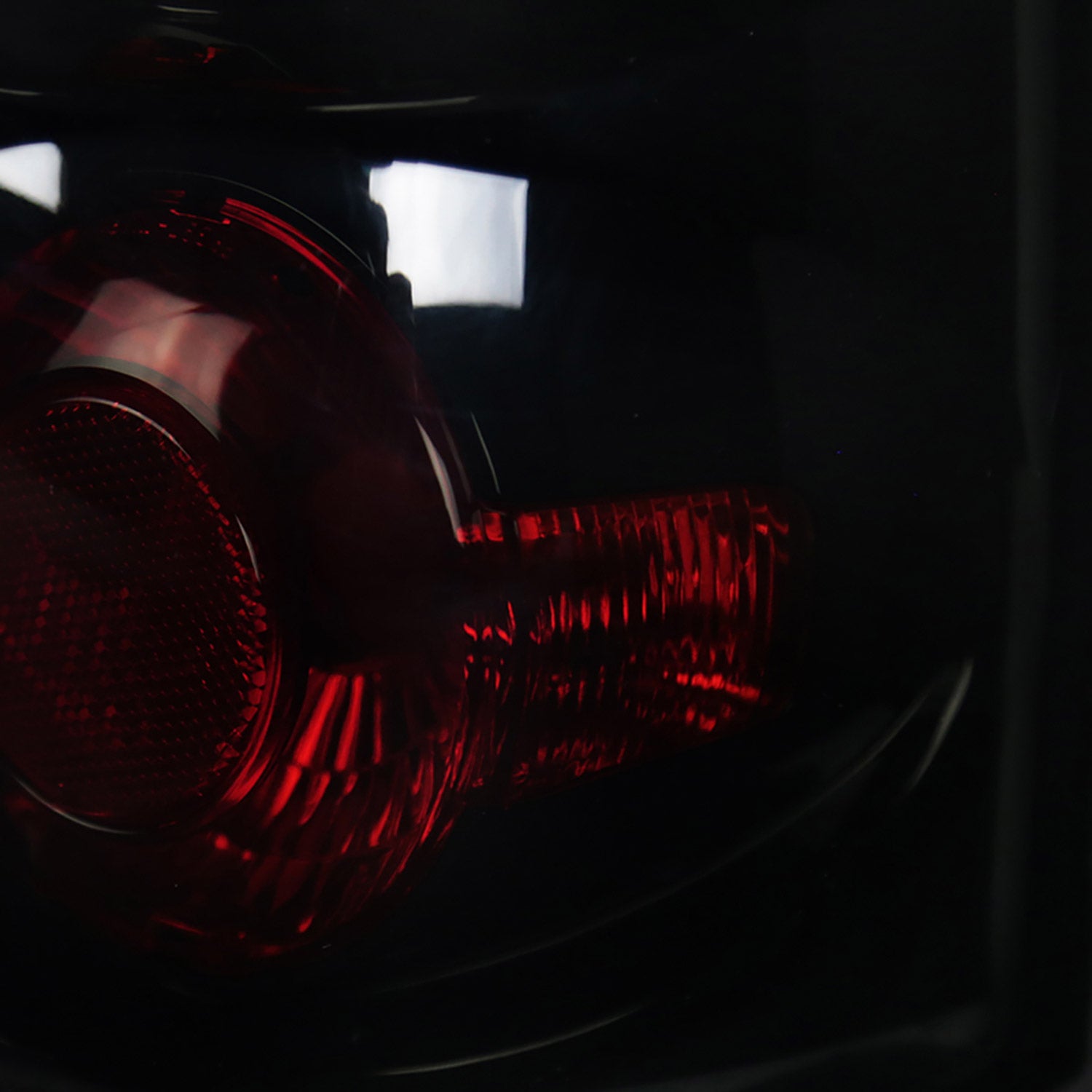 2003-2006 Chevrolet Silverado Tail Lights Glossy Black Housing/Smoke Lens