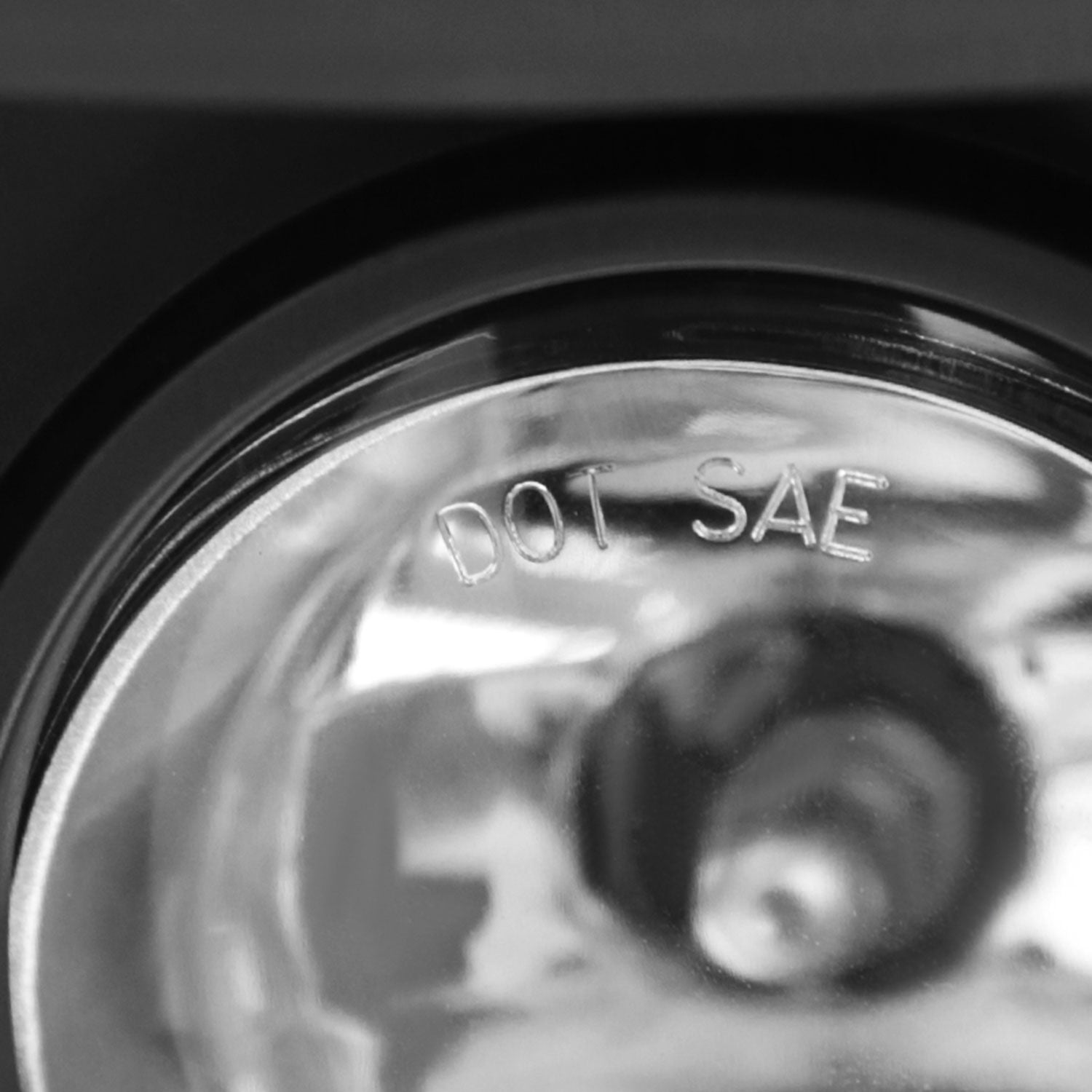 2014-2018 Toyota Tundra H11 Fog Lights Kit Chrome Housing/Clear Lens