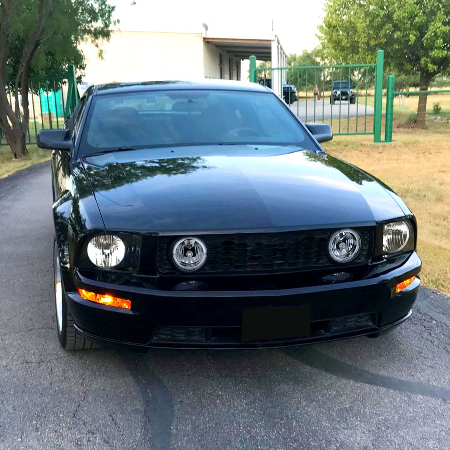 2005-2009 Ford Mustang GT Deluxe/Premium H10 Halo Ring Fog Lights Chrome/Clear