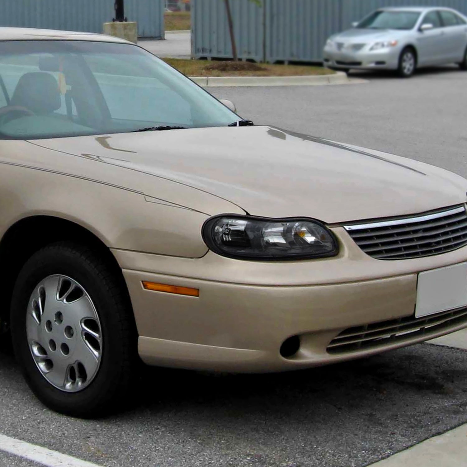 1997-1999 Oldsmobile Cutlass / Chevy Malibu / Classic Factory Headlights Black