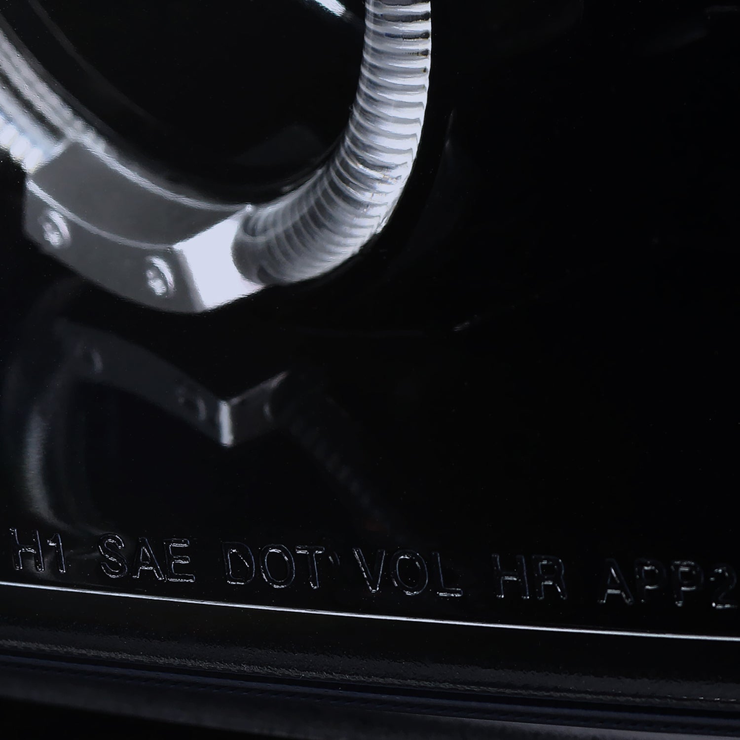 2003-2005 Toyota 4Runner Dual Halo Projector Headlights Glossy Black/Smoke