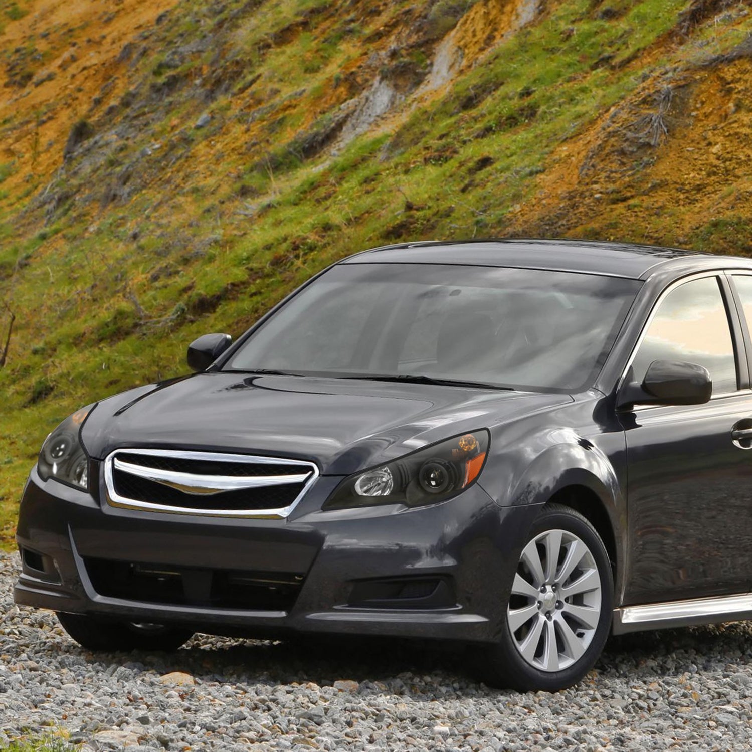 2010-2014 Subaru Legacy/Outback Projector Headlights Matte Black/Clear Lens