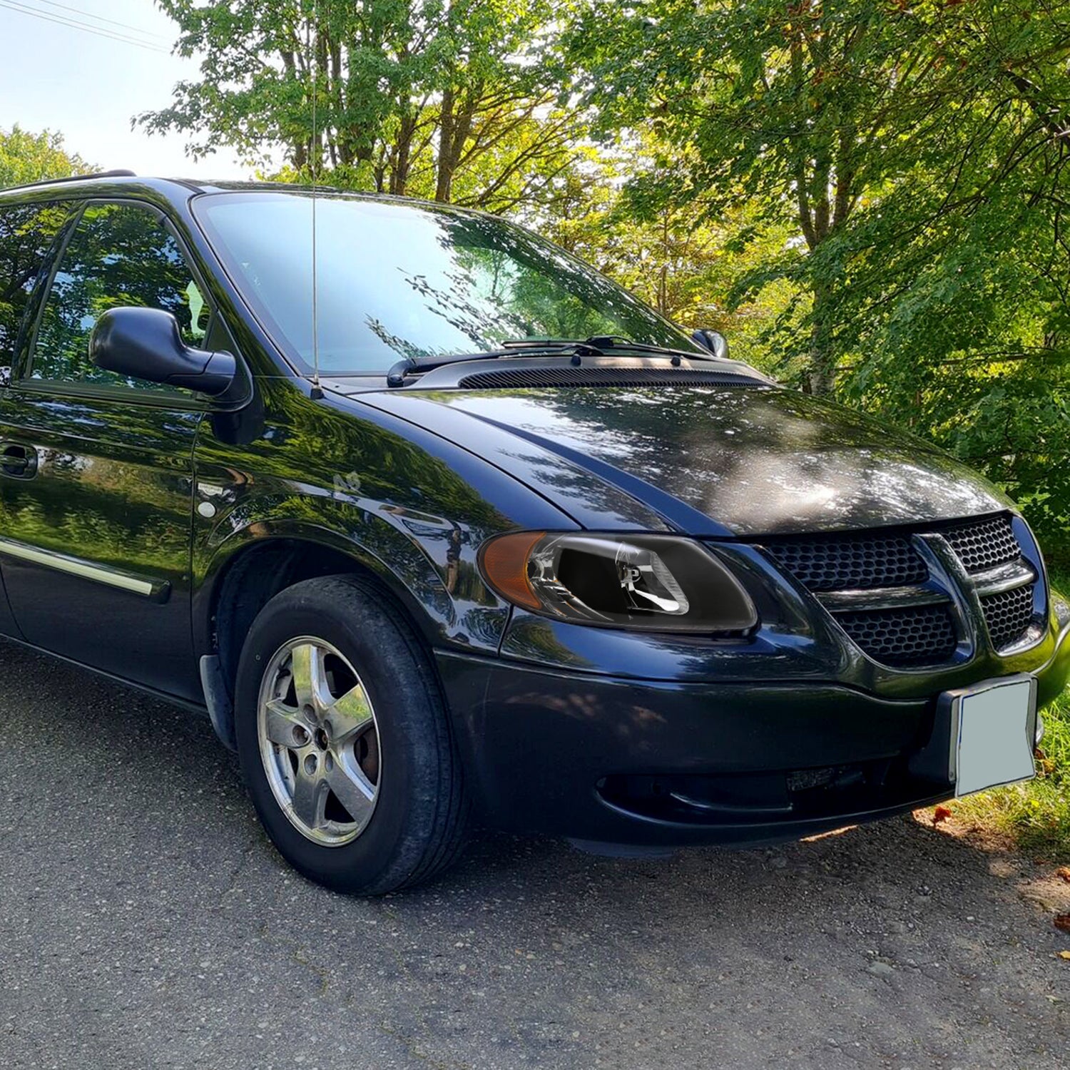 2001-2007 Dodge Caravan/ Voyager/Town&Country Factory Crystal Headlights