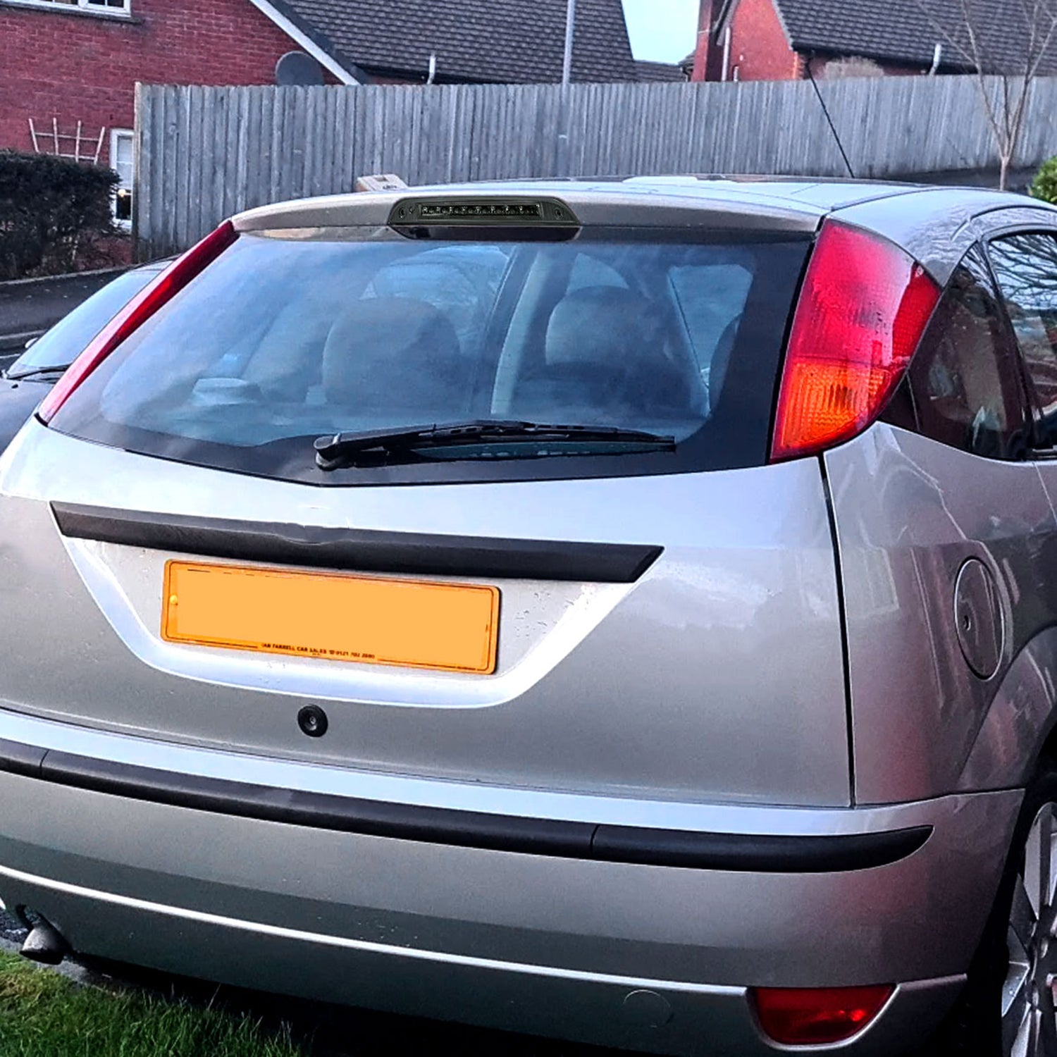 2000-2004 Ford Focus 3/5DR Hatchback LED 3rd Brake Light Chrome/Smoke Lens