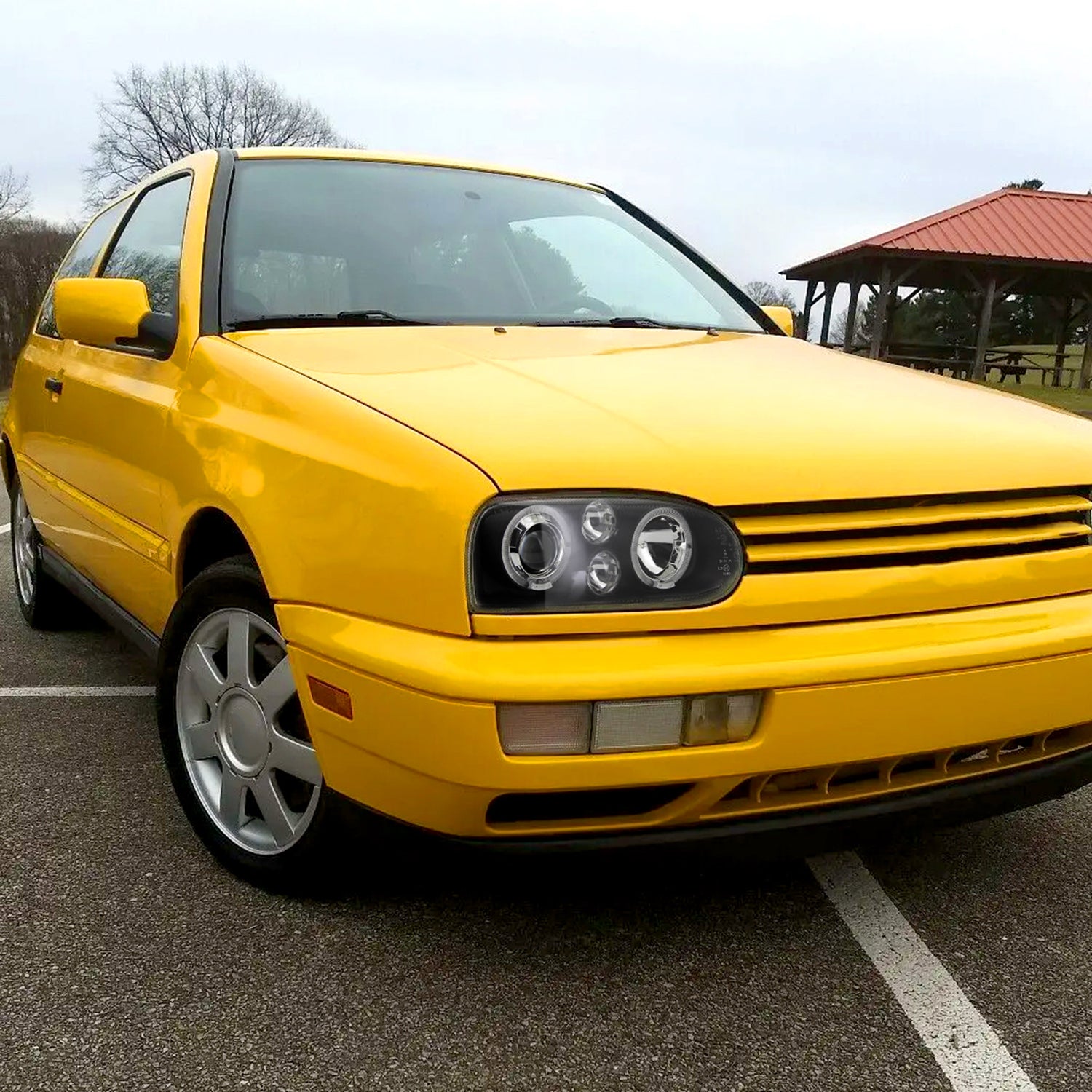 1993-1998 VW Golf Mk3/Cabrio Dual Halo Projector Headlights Matt Black/Clear