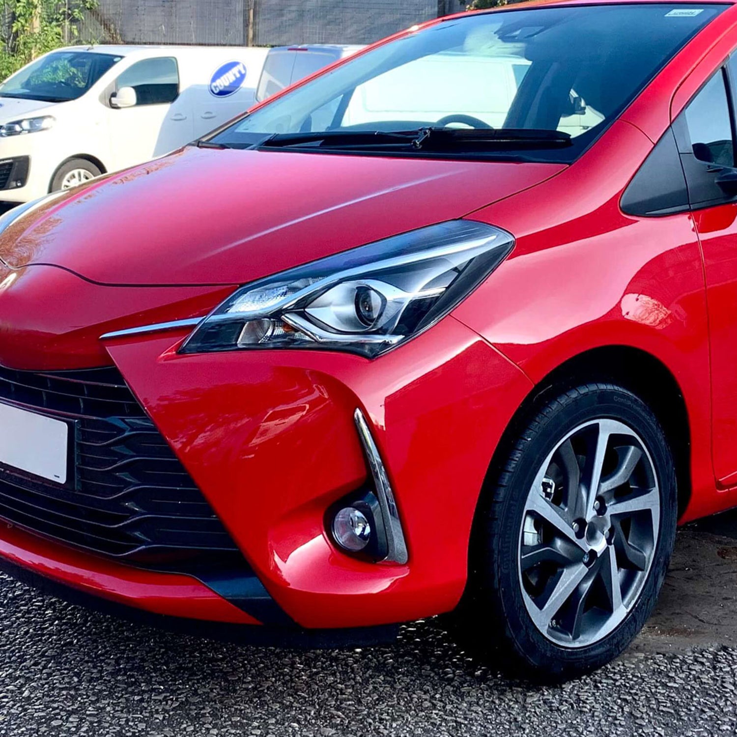 2018-2019 Toyota Yaris H16 Fog Lights Kit Chrome Housing/Clear Lens