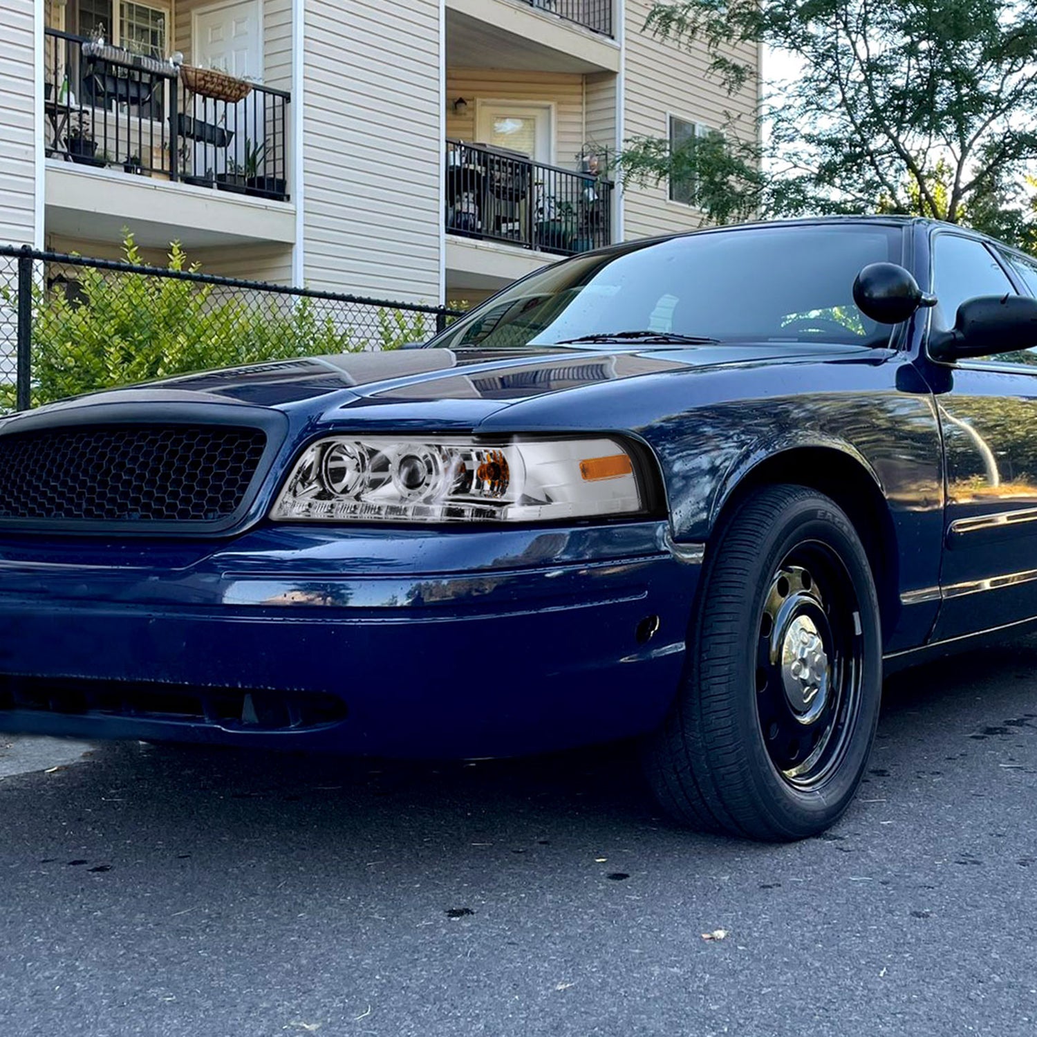 1998-2011 Ford Crown Victoria Projector Headlights LED Light Strip Chrome