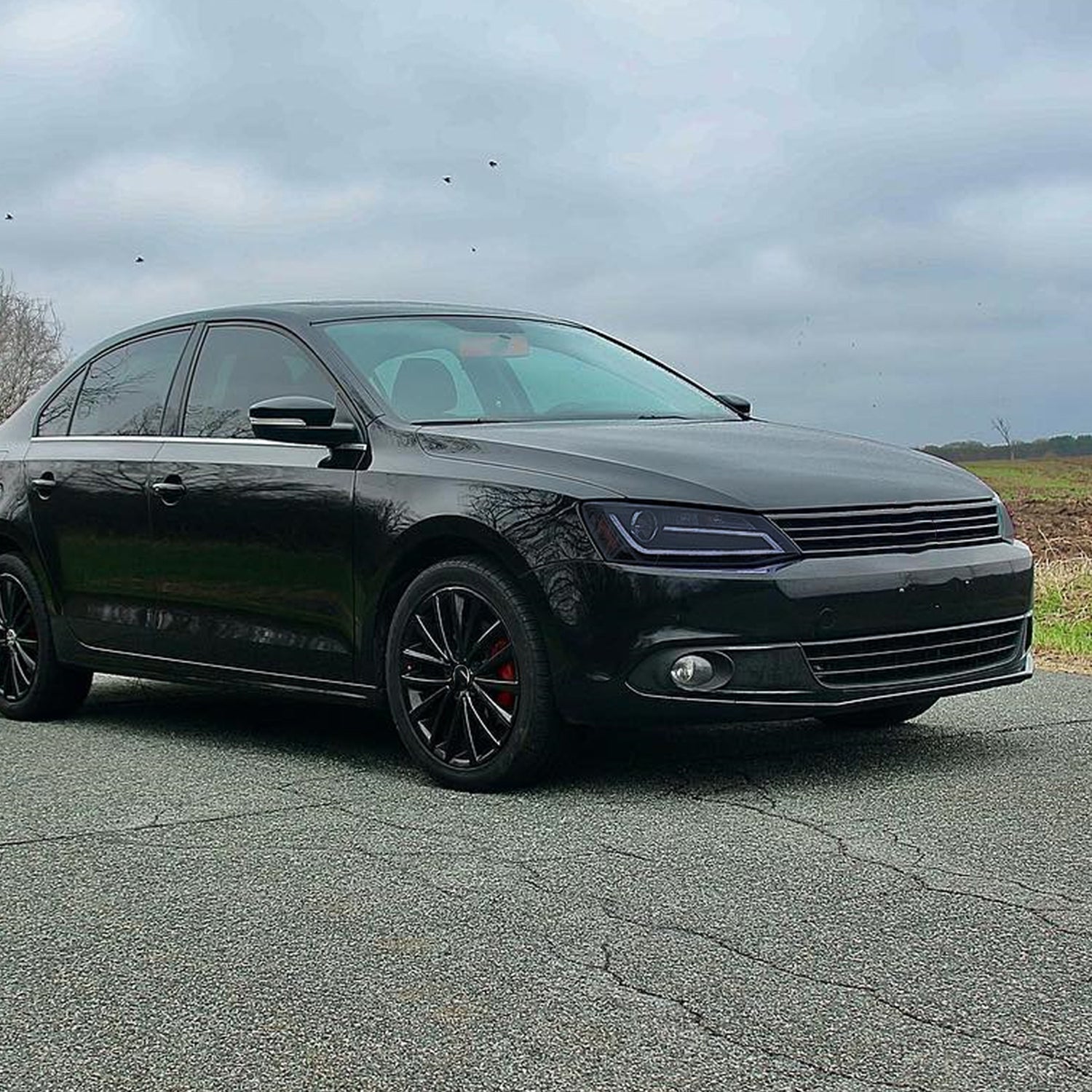 2011-2018 VW Jetta MK6 LED Bar Projector Headlights Glossy Black/Smoke Lens