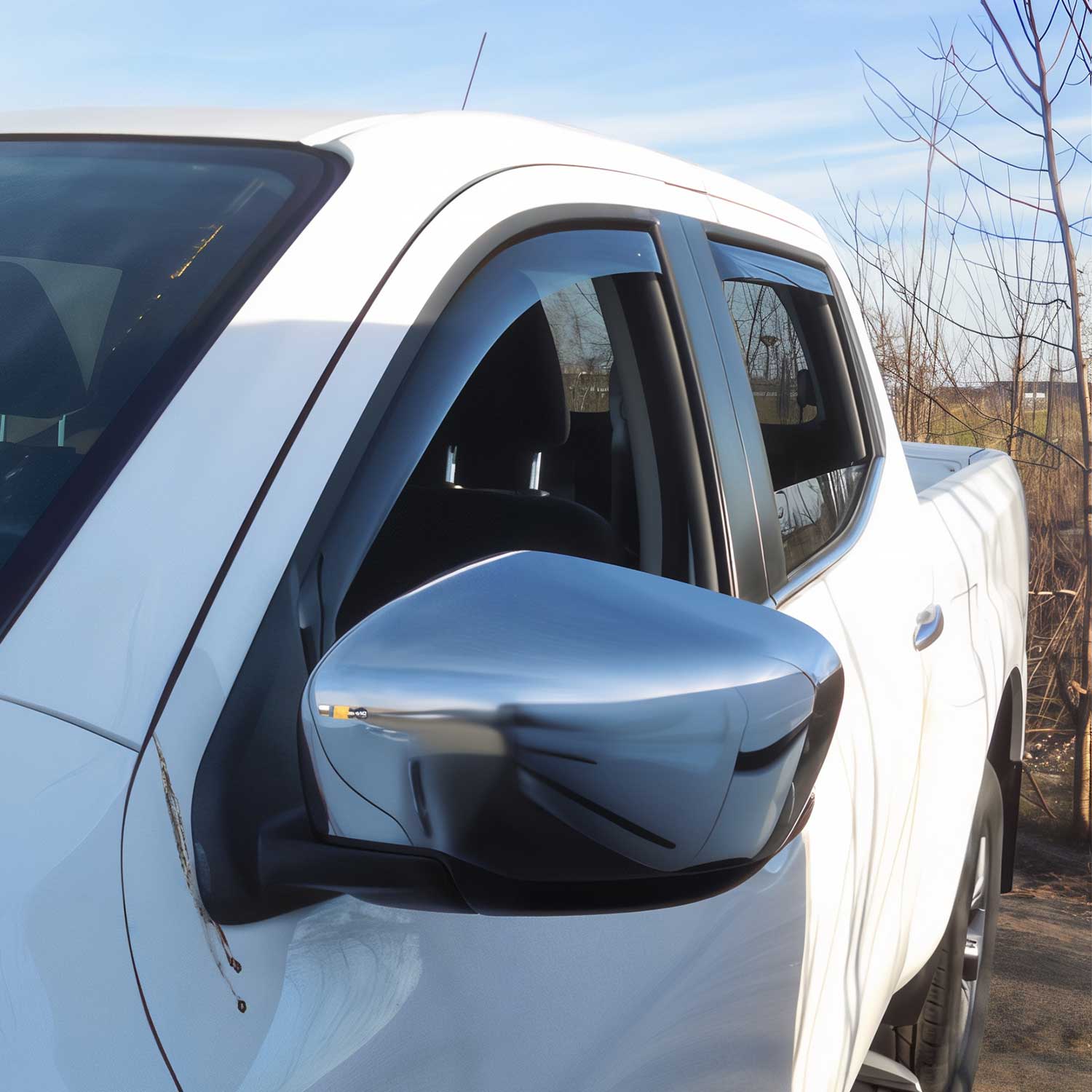 2016-2020 Nissan NP300 Navara Window Visor Vent Rain Deflector 4Pcs Smoke