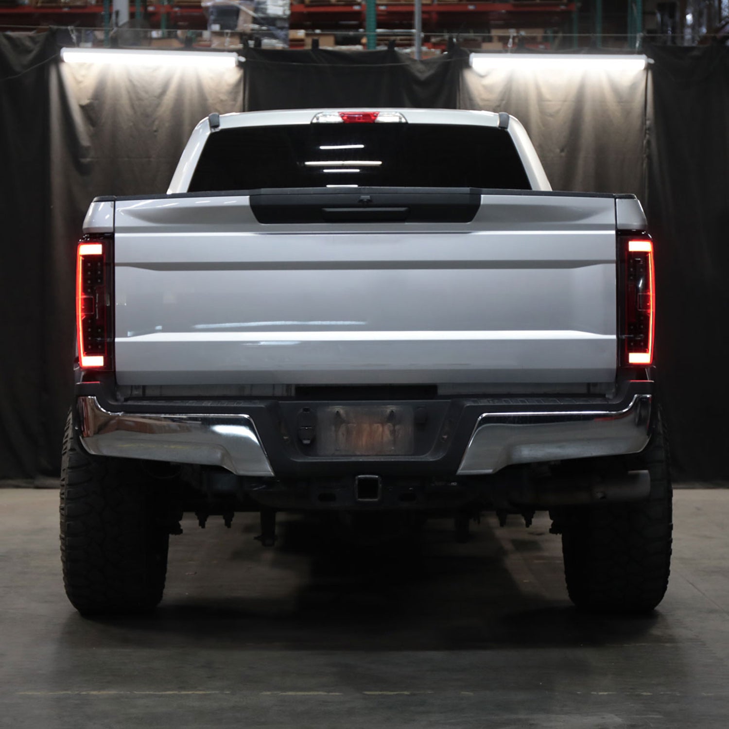 2017-2019 Ford F-250/350/450/550 LED Bar Tail Lights Glossy Black/Dark Smoke