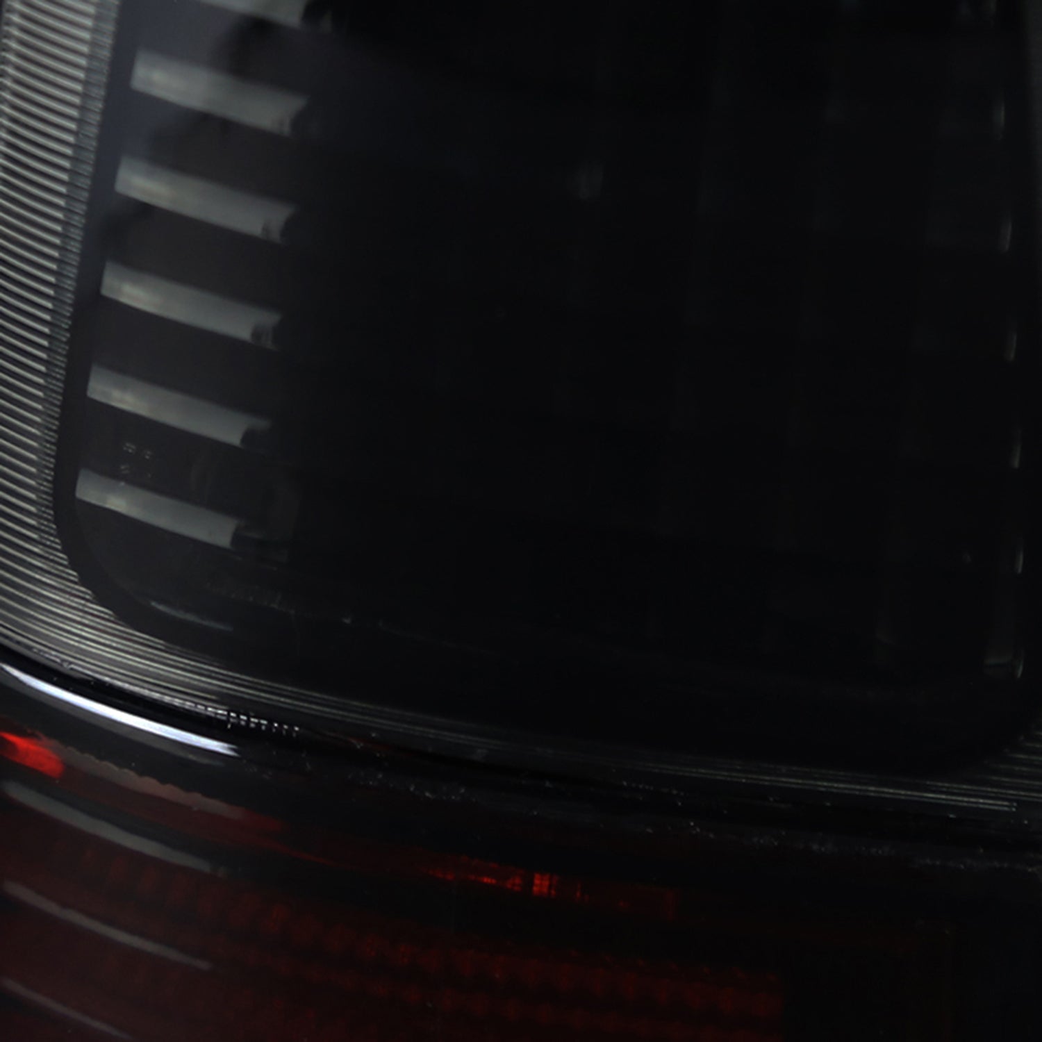 1999-2004 Ford F-250/F-350/F-450/F-550/Excursion Corner Lights Black/Smoke