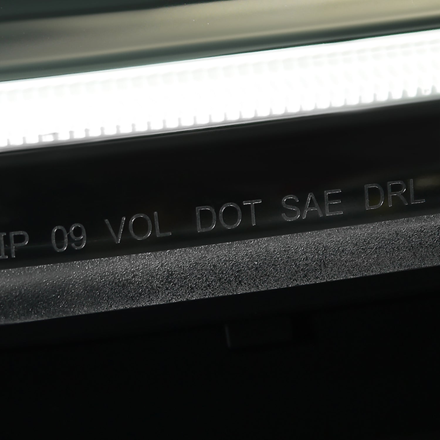 2011-2018 VW Jetta MK6 LED Bar Projector Headlights Matte Black/Clear Lens