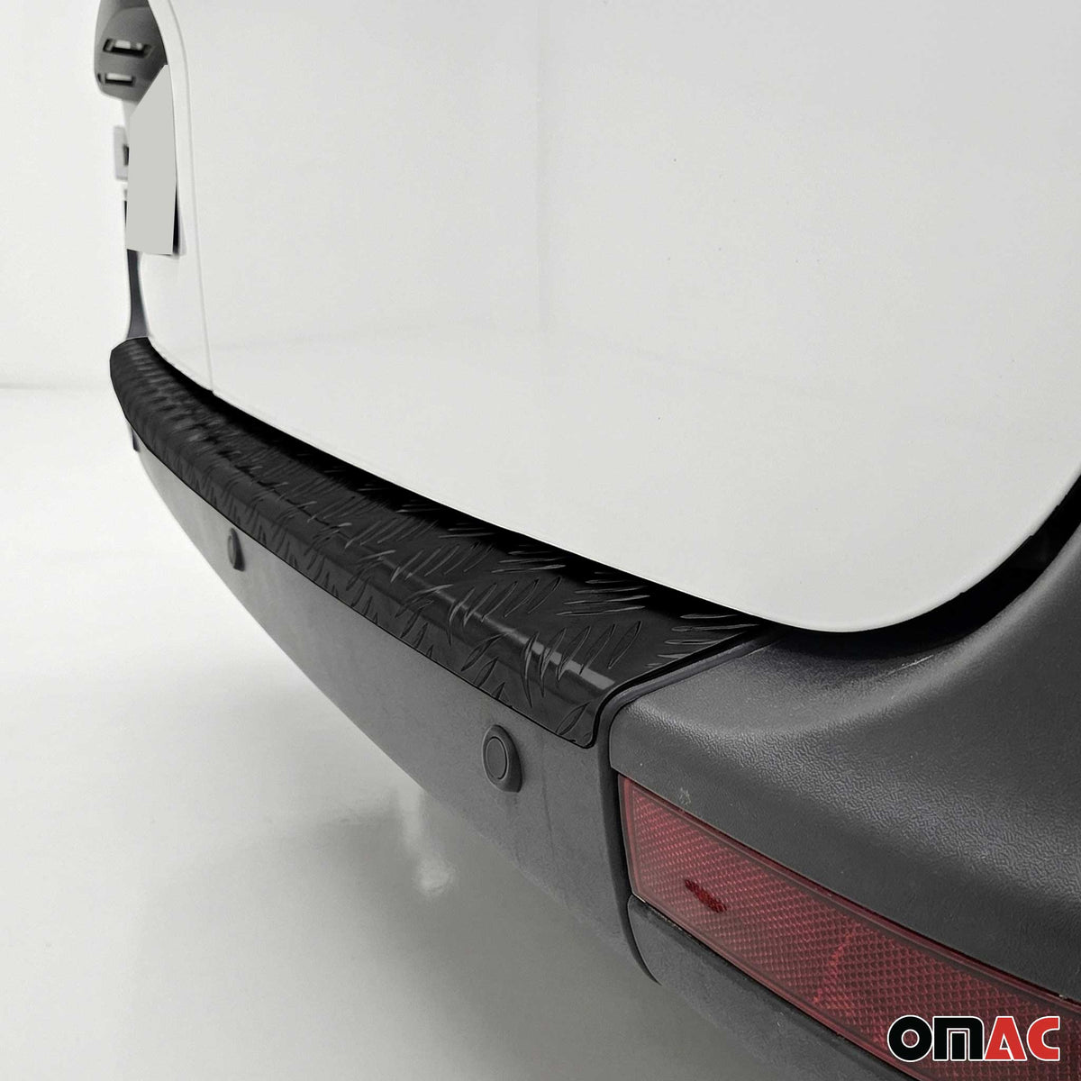 OMAC Rear Bumper Sill Cover for Ford Tourneo Custom I 2012-2023 Aluminium Black