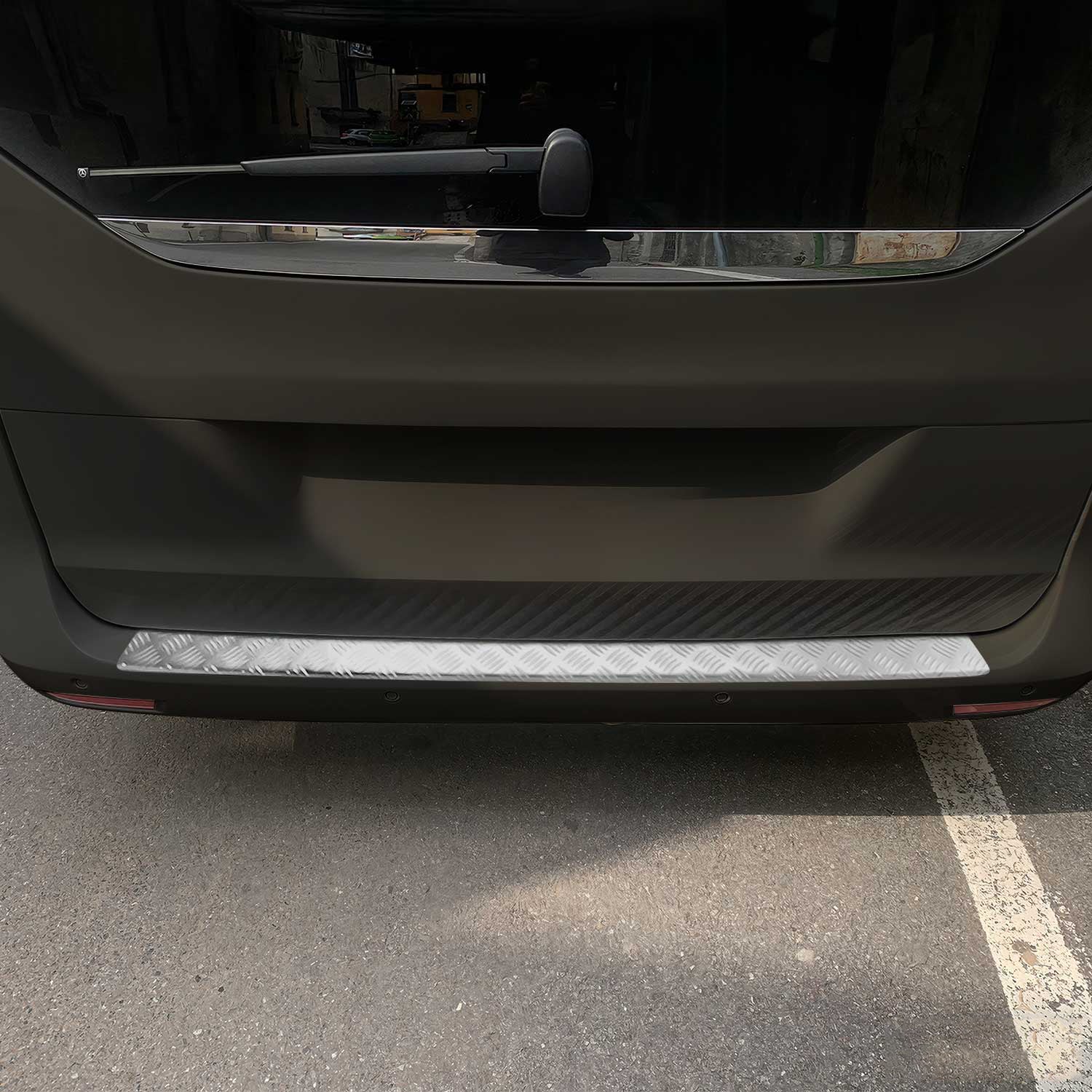 2016-2024 Mercedes Metris Rear Bumper Guard Aluminium Silver