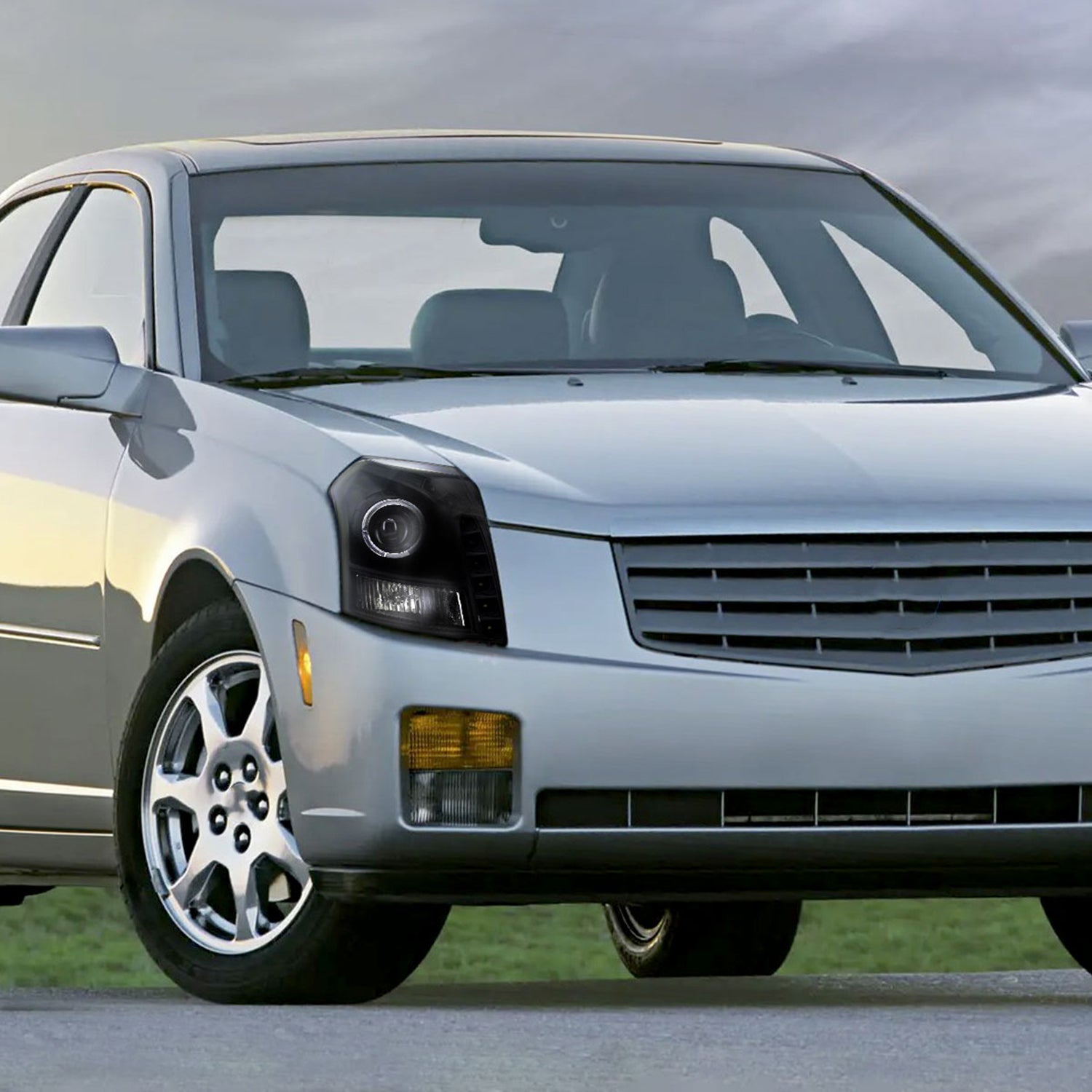 2003-2007 Cadillac CTS Halo Projector Headlights Matte Black/Clear Lens