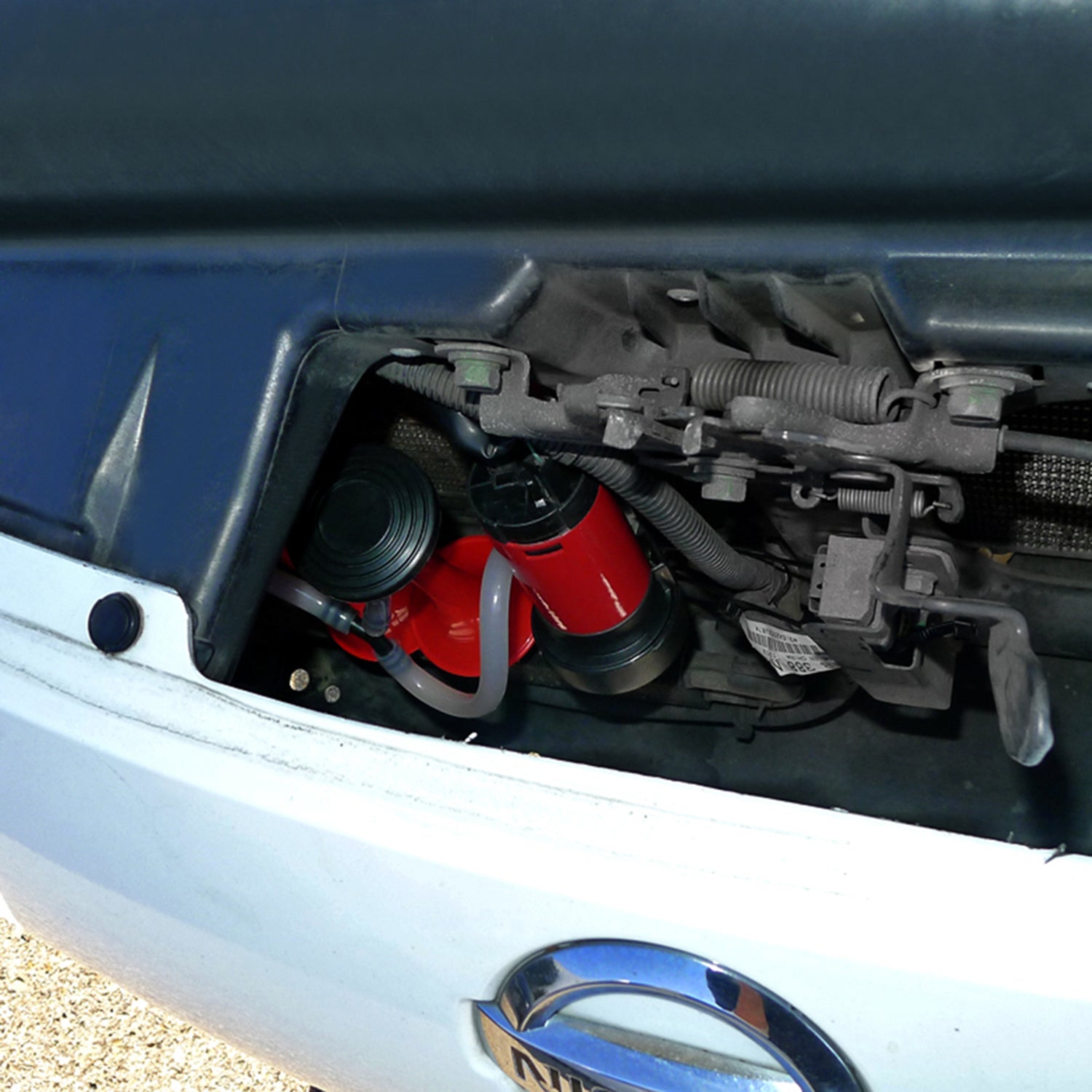 Red Air Horn x2 with Compressor