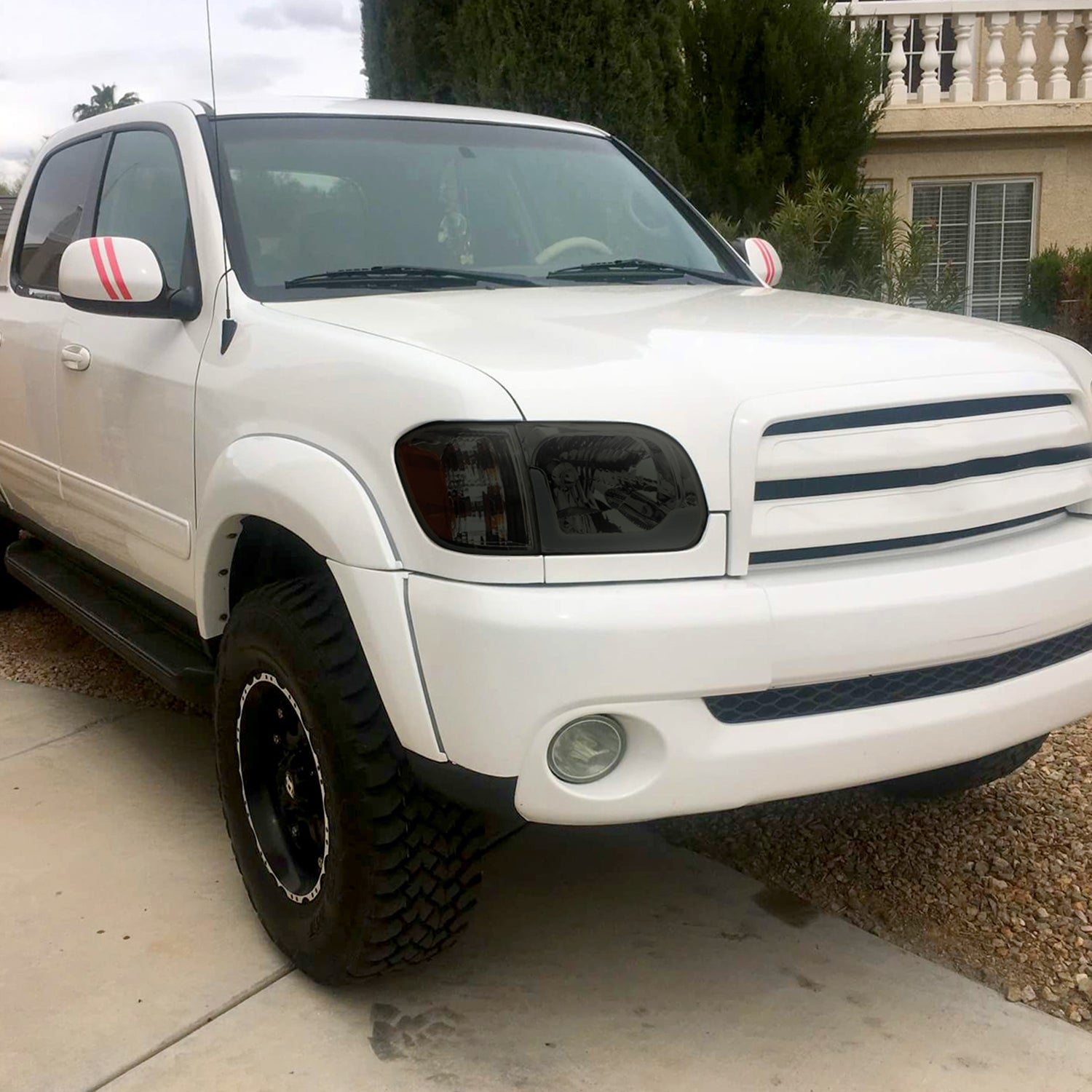 2005-2006 Toyota Tundra/Sequoia LED Bar Factory Headlights Corner Lamps Smoke