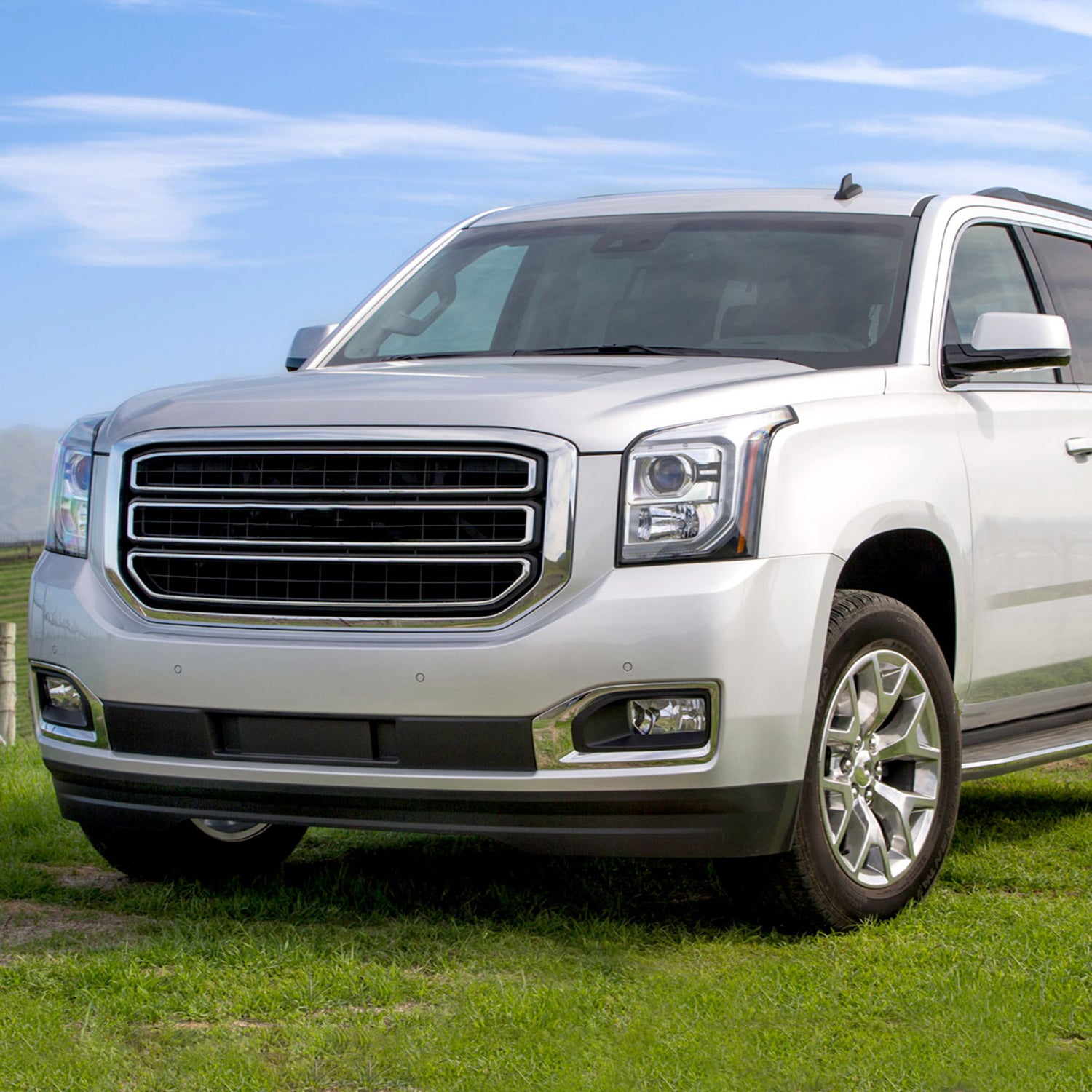 2015-2018 GMC Yukon/Yukon XL Bumper Fog Lights Kit Chrome Housing/Clear Lens