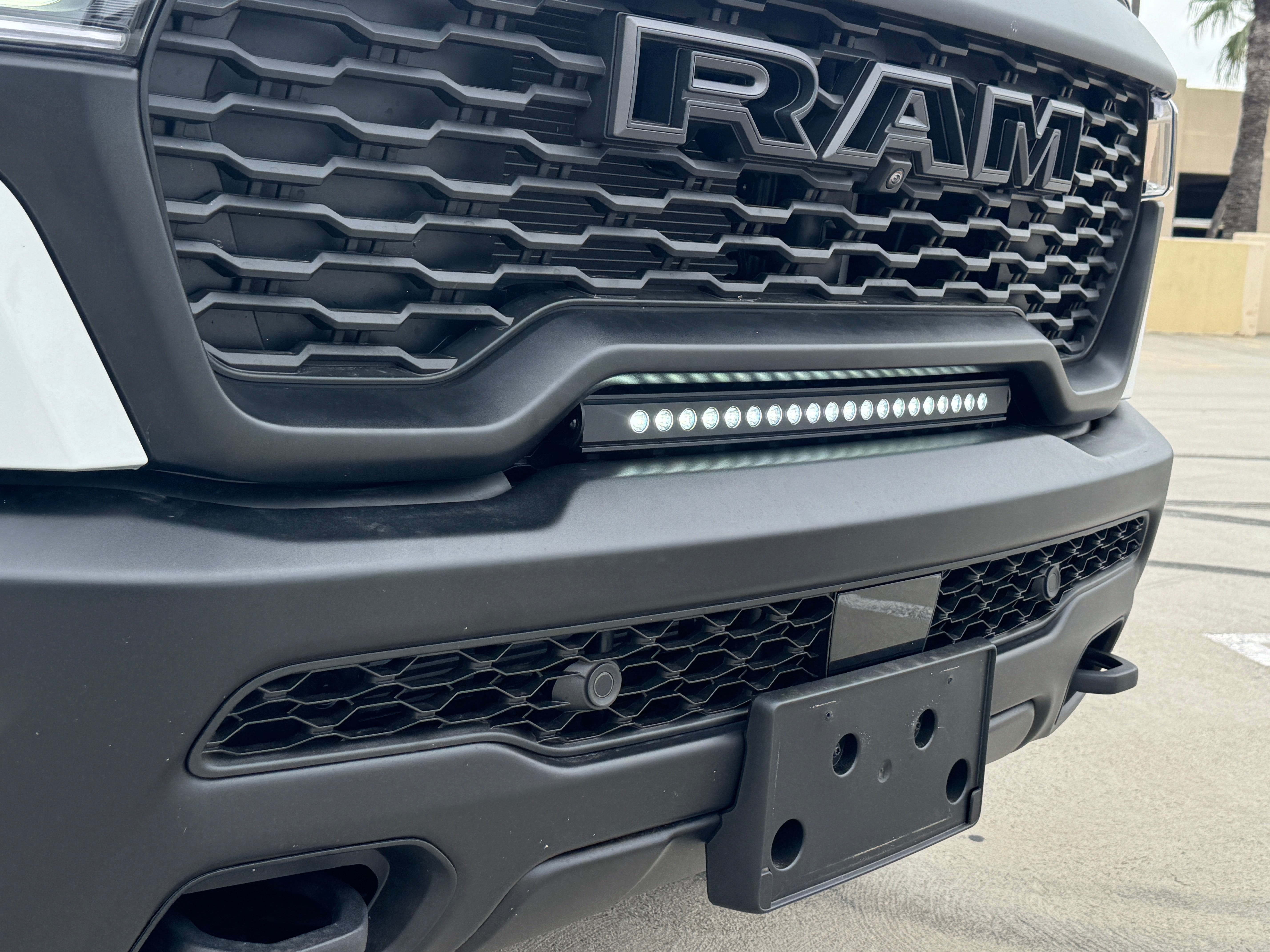 RAM RHO lightbar 2025+ 23in Slim
