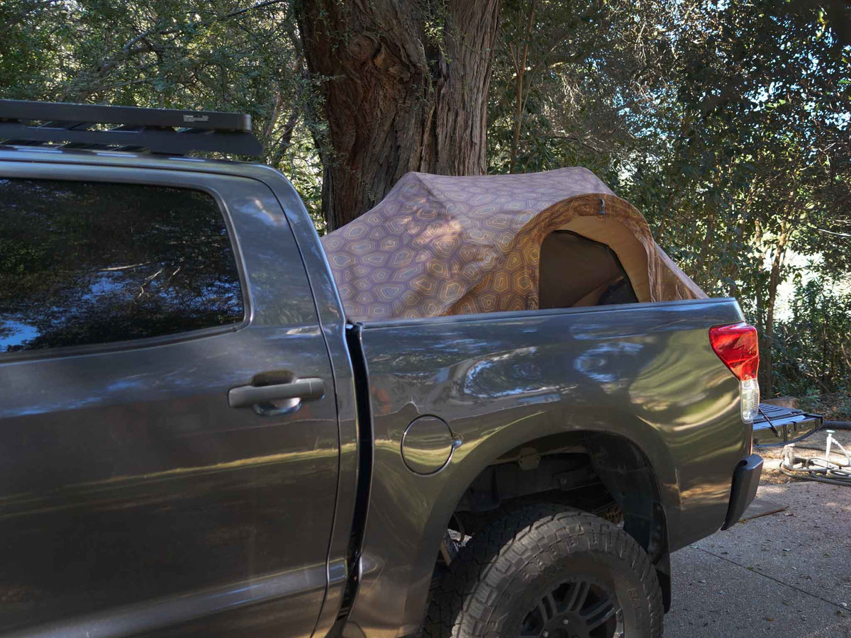 REV PICKUP TRUCK TENT (shellter)