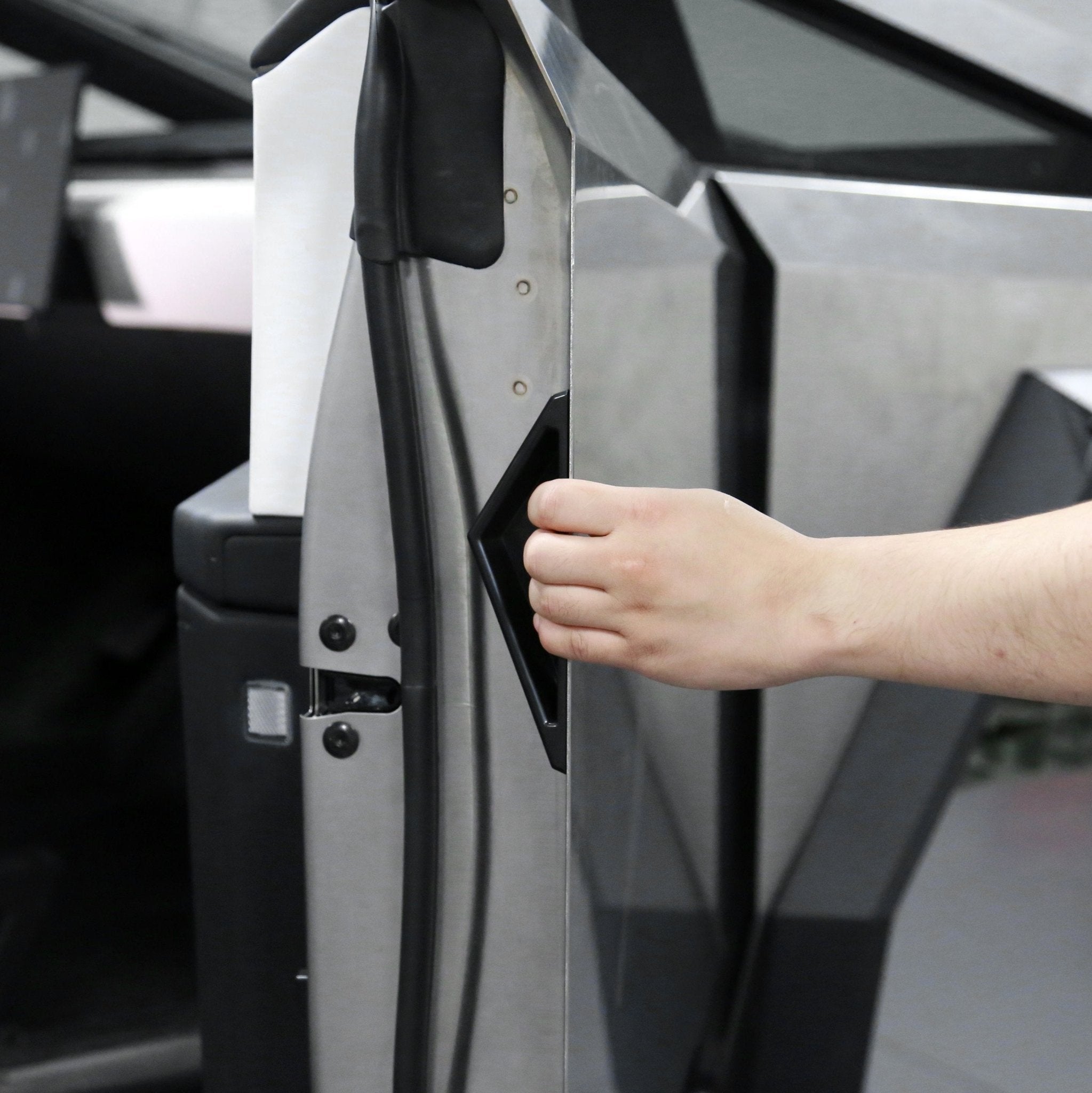 Tesla Cybertruck Injection Molding Door Handle