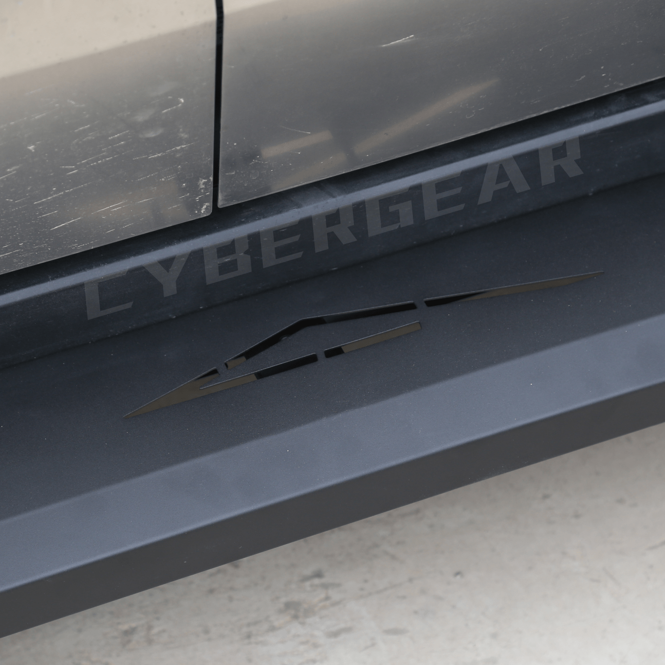 Tesla Cybertruck Running Board Set Nerf Bars Side Steps Solid Design