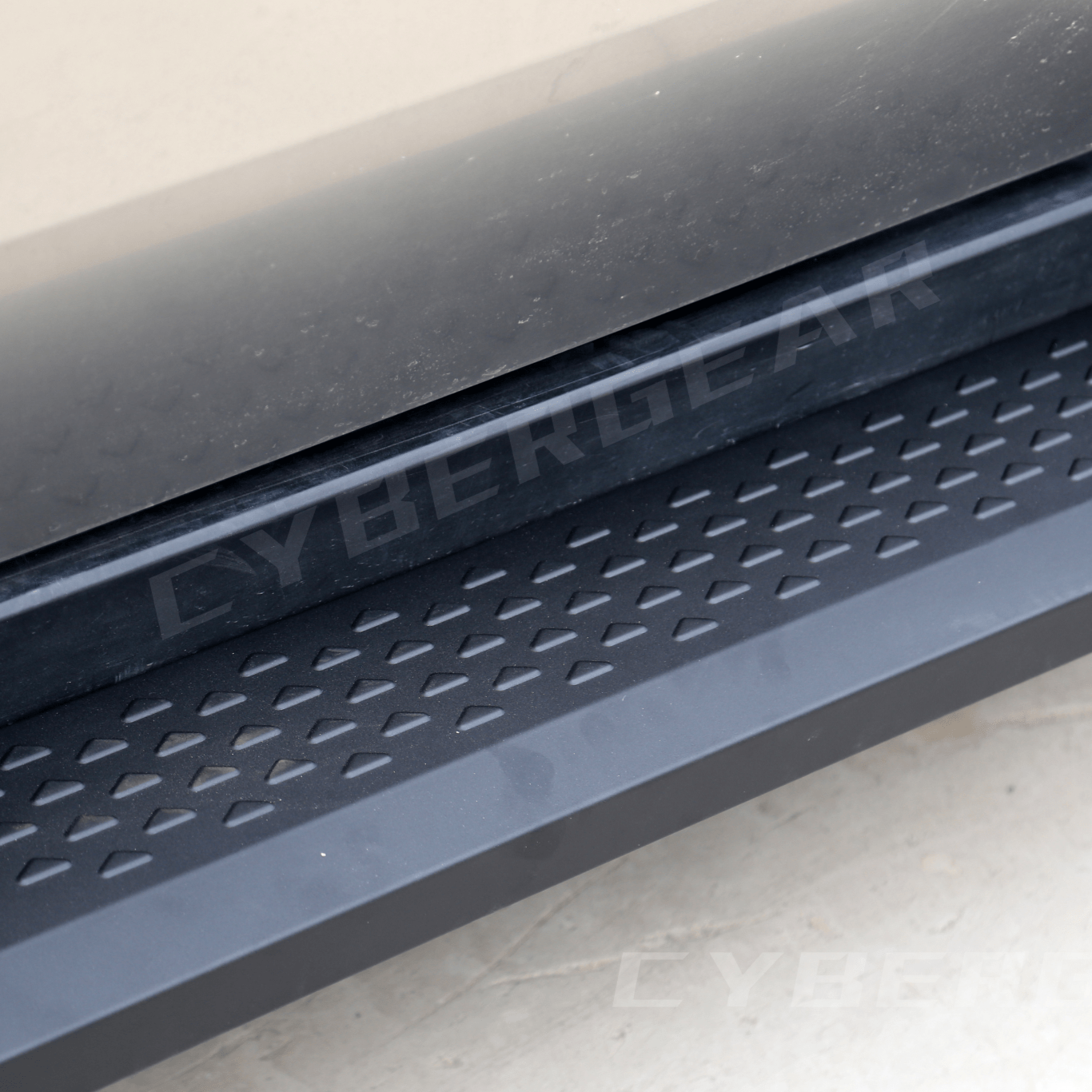 Tesla Cybertruck Running Board Set Nerf Bars Side Steps Solid Design