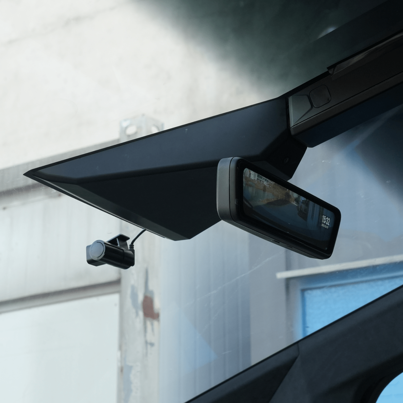 Tesla Cybertruck Streaming Rearview Mirror